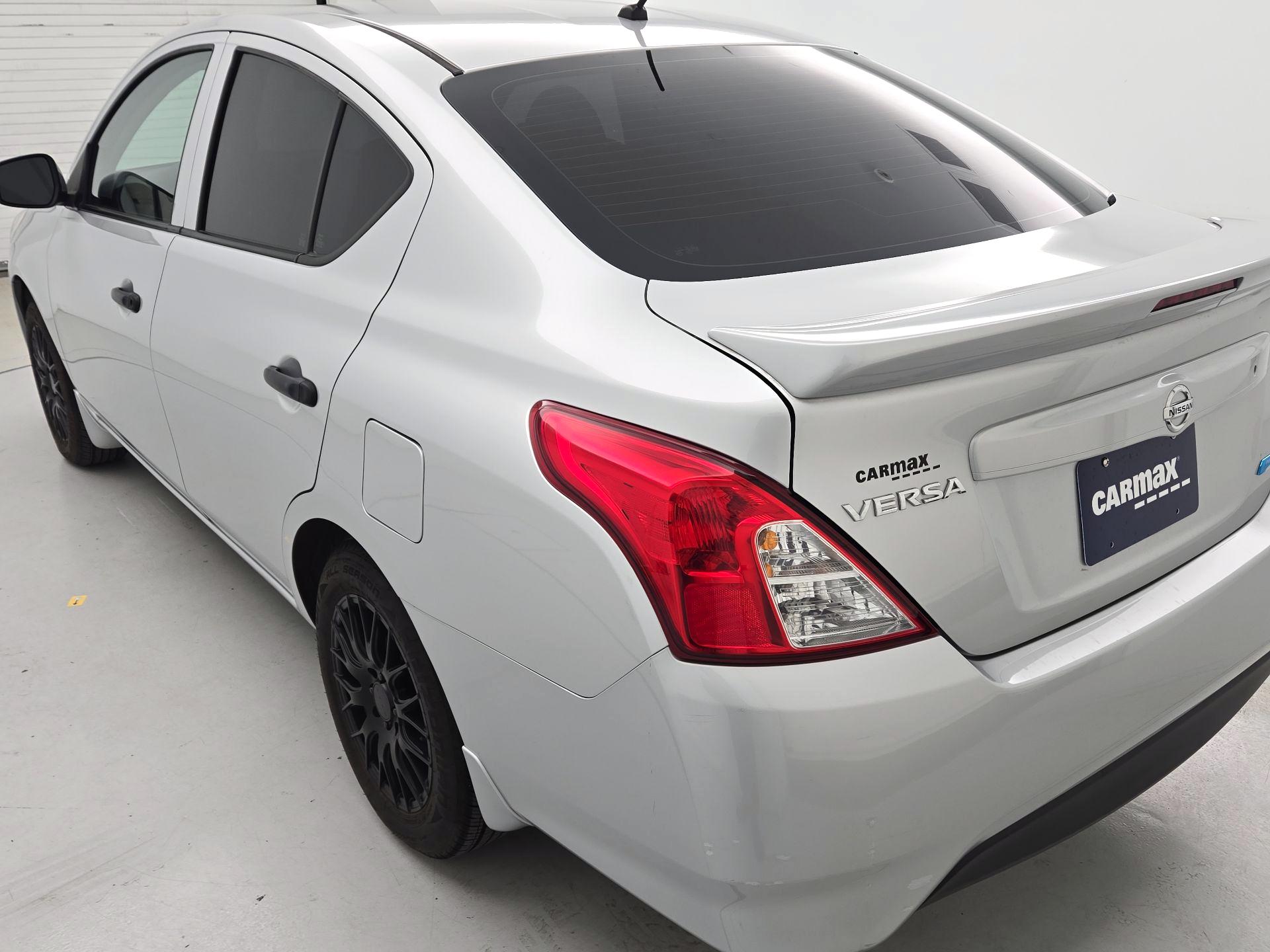 Thumbnail: 2016 Nissan Versa - 7