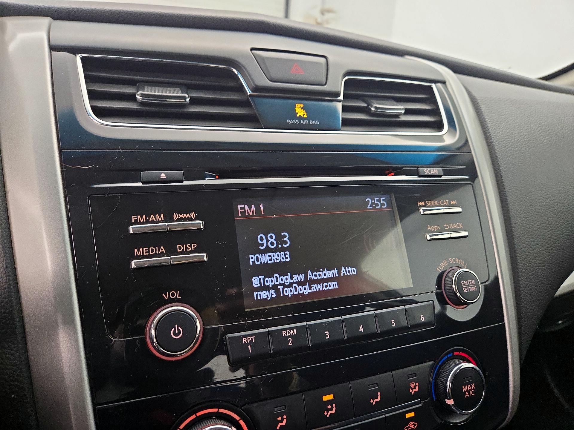 Thumbnail: 2015 Nissan Altima - 15