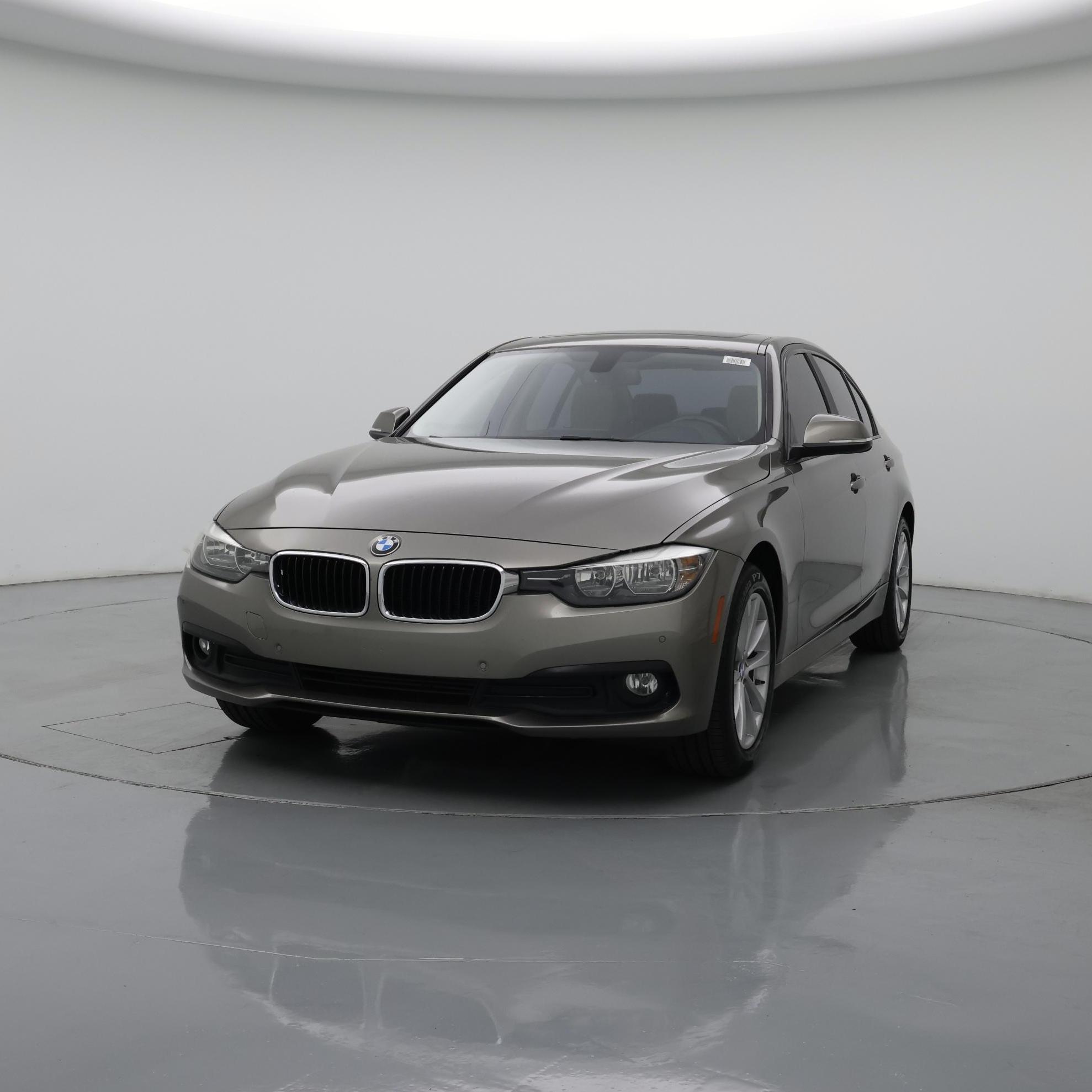 Thumbnail: 2016 BMW 3 Series - 4