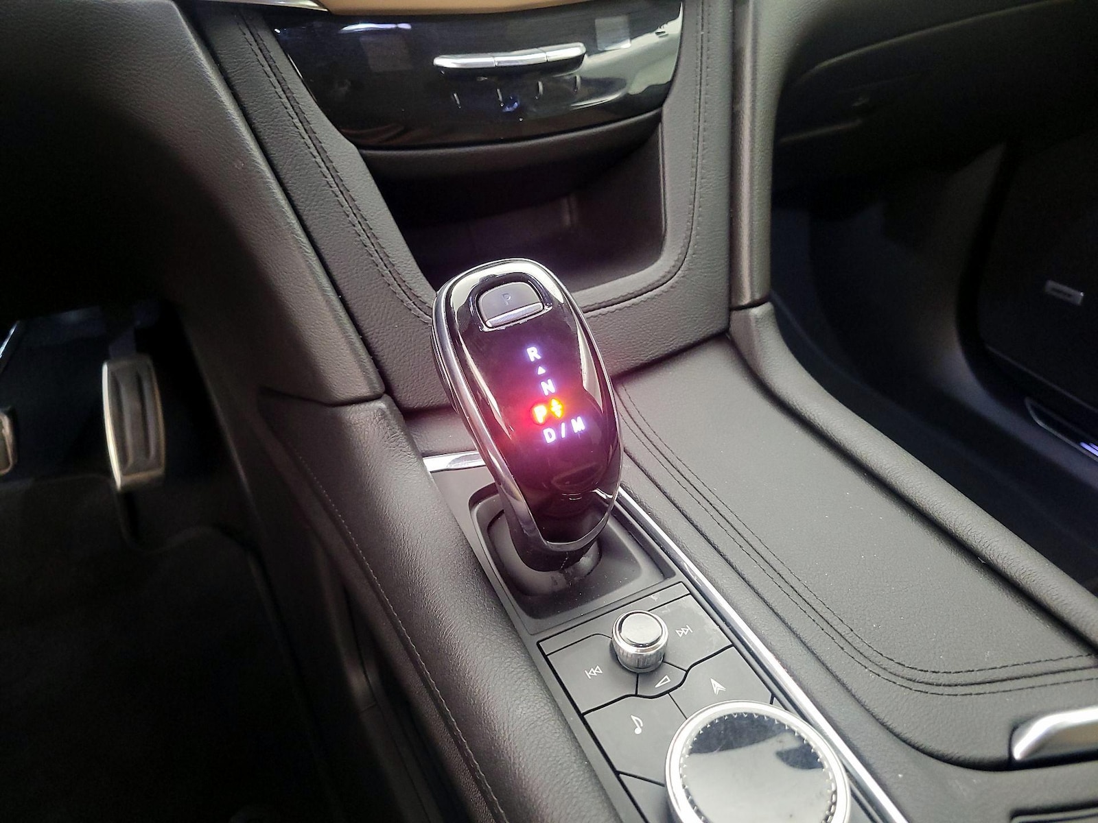 2021 Cadillac XT5 Sport - Photo 19