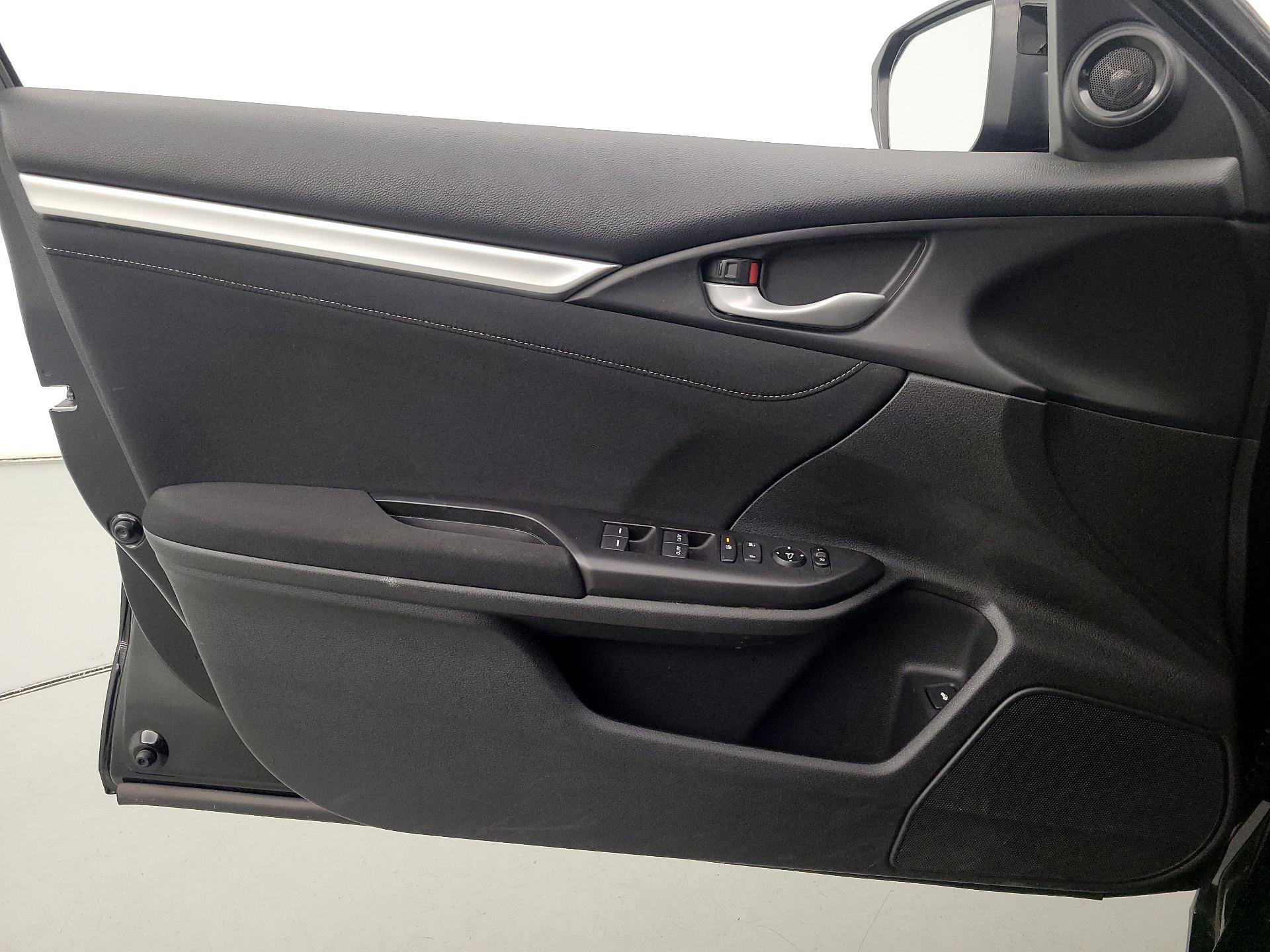 Thumbnail: 2019 Honda Civic - 12