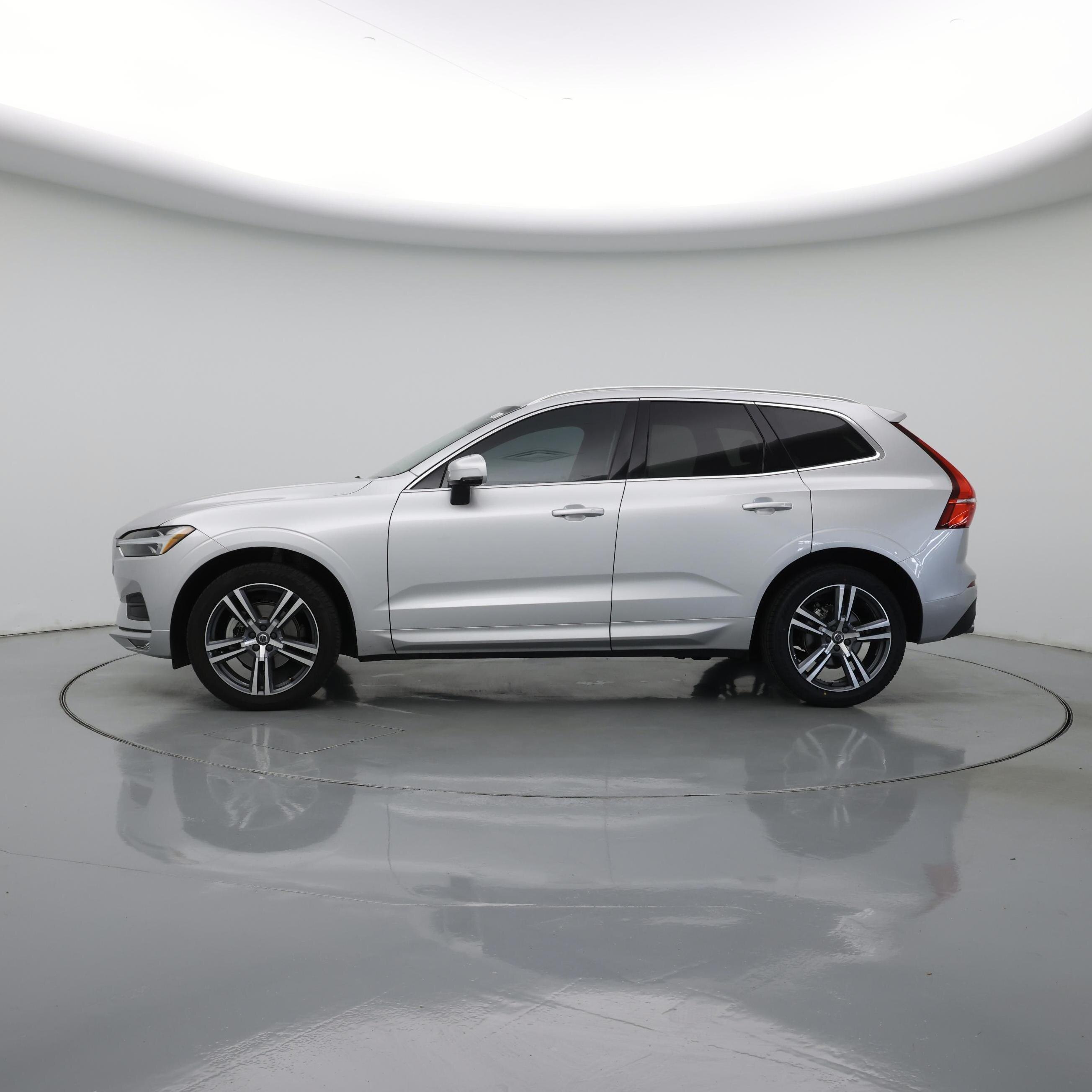 Thumbnail: 2021 Volvo XC60 - 3