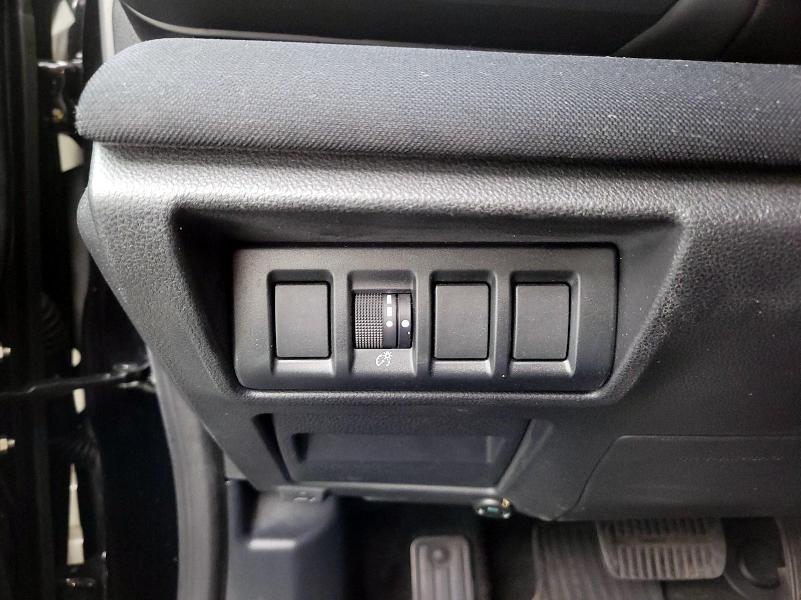 2020 Subaru Outback Premium - Photo 14