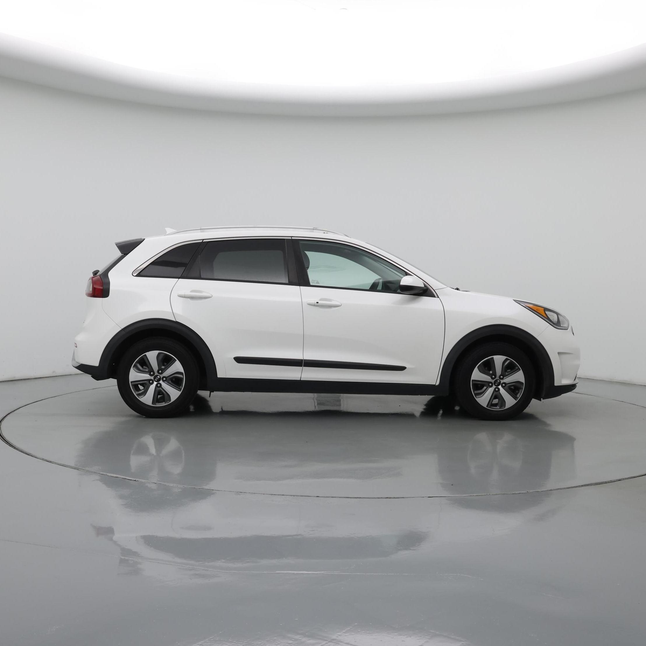Thumbnail: 2019 Kia Niro - 7