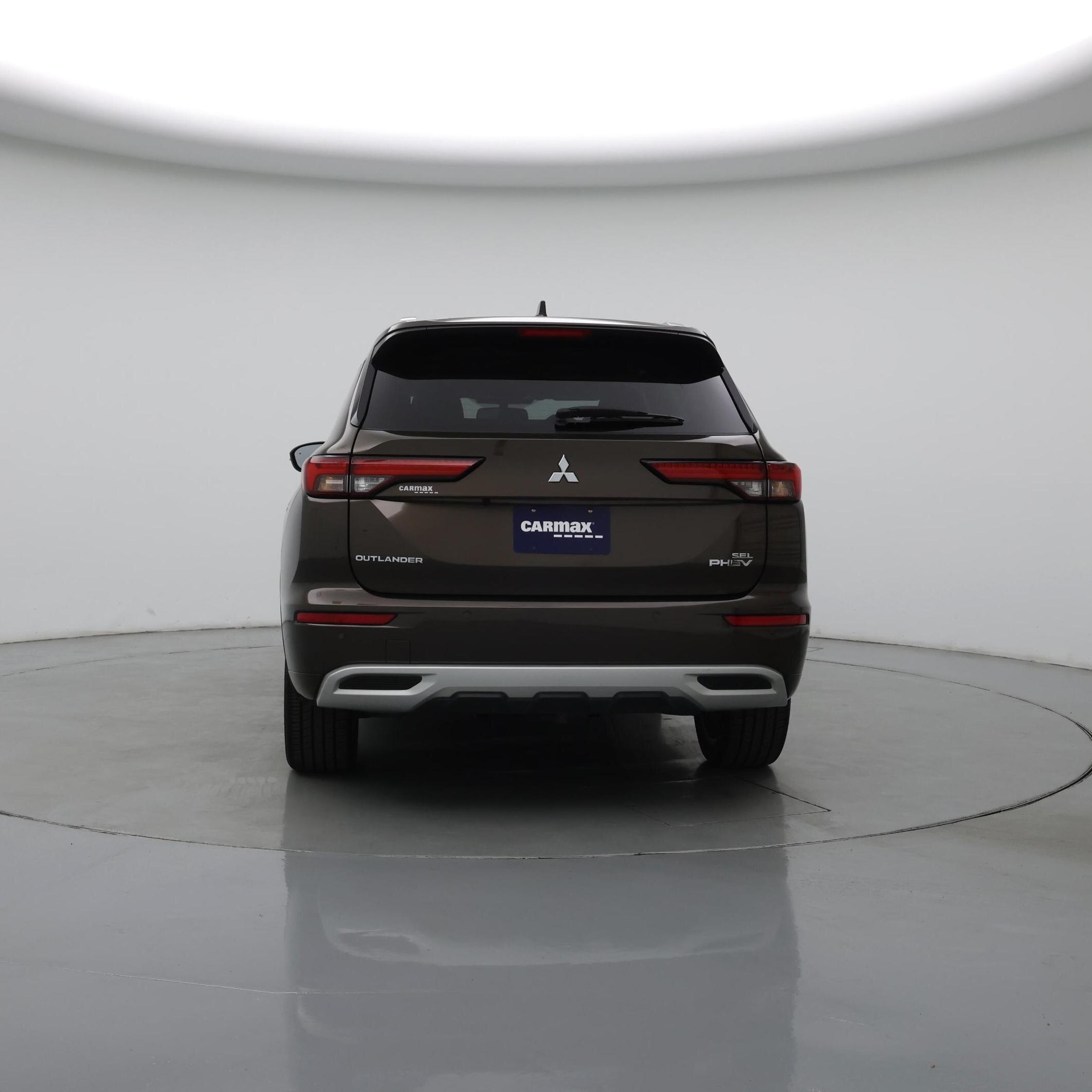 Thumbnail: 2023 Mitsubishi Outlander - 6