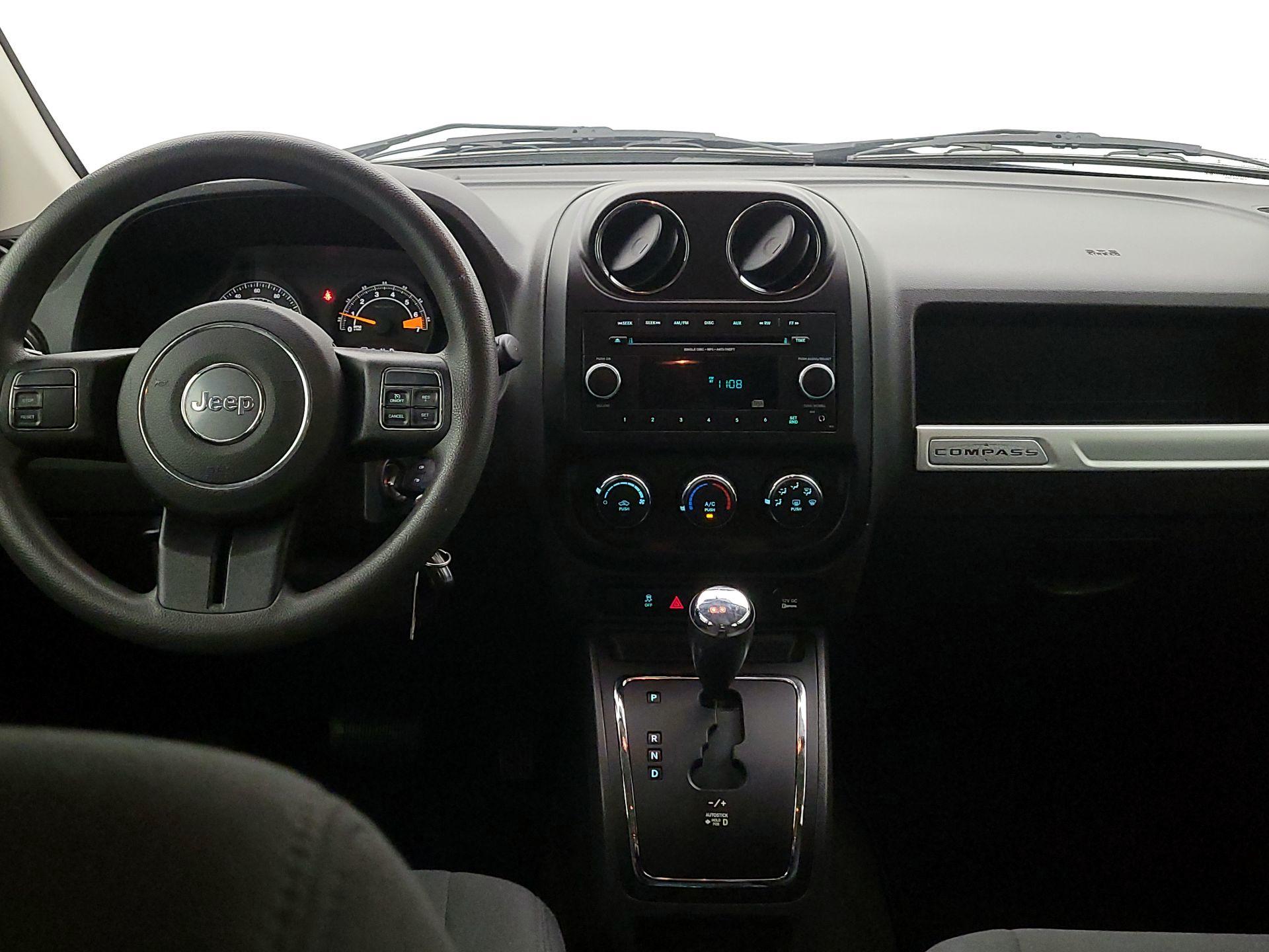 Thumbnail: 2014 Jeep Compass - 9