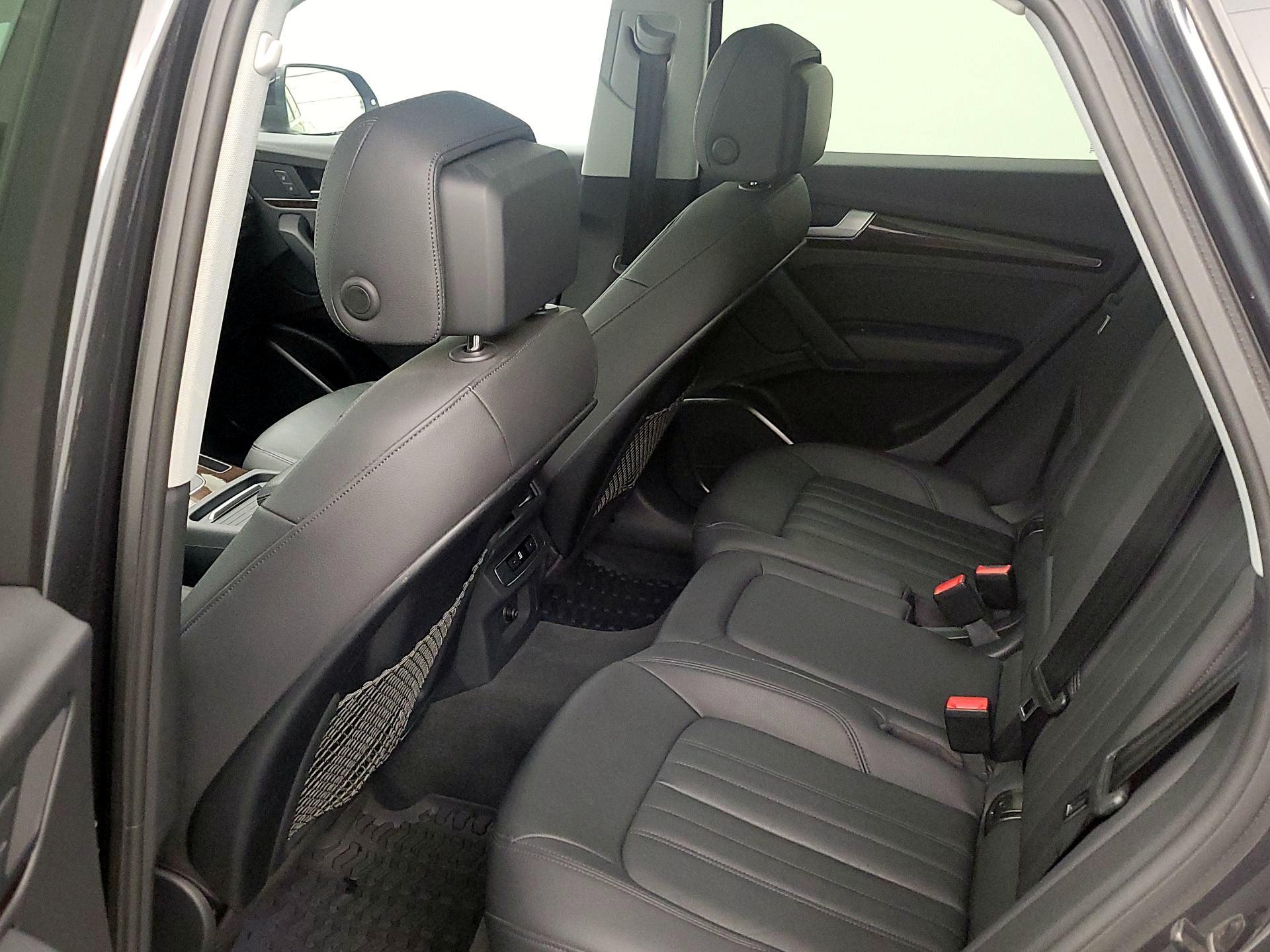 Thumbnail: 2020 Audi Q5 - 20