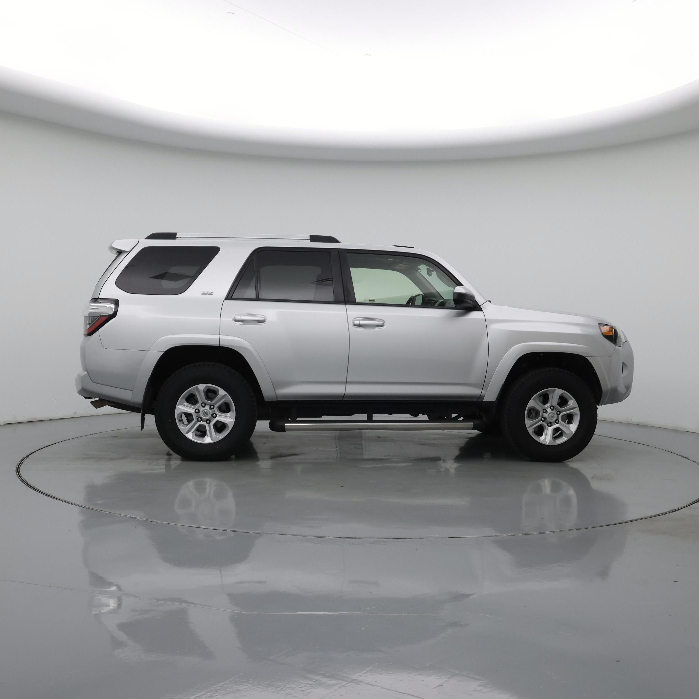 Thumbnail: 2019 Toyota 4Runner - 7