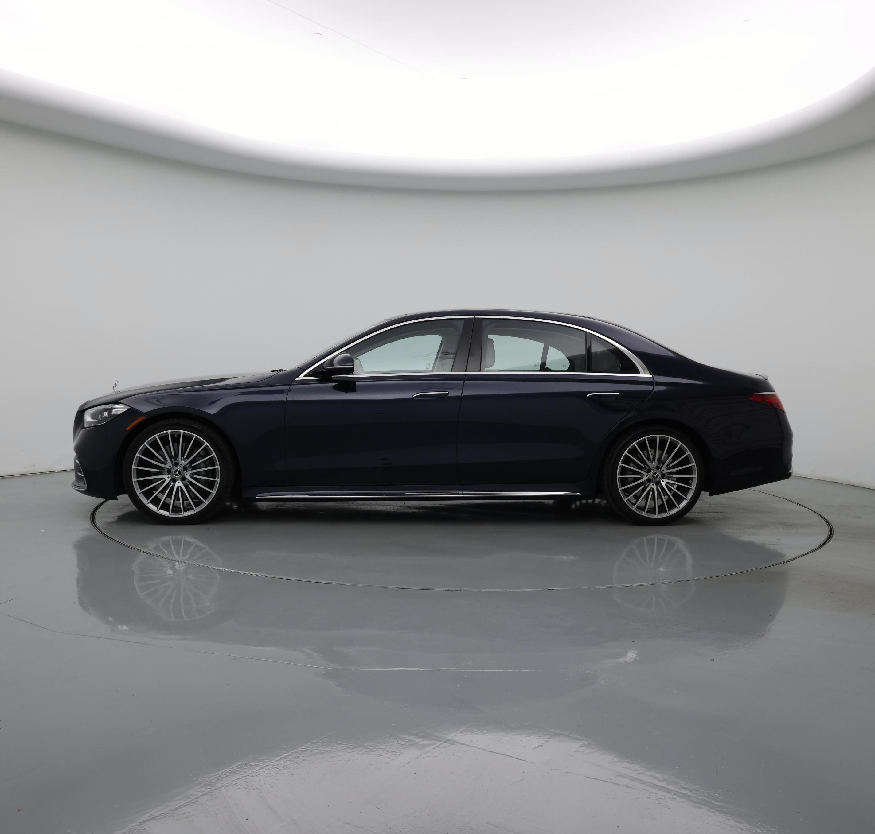 Thumbnail: 2024 Mercedes-Benz S-Class - 3