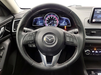 Steering Wheel & Instrument Cluster (On)