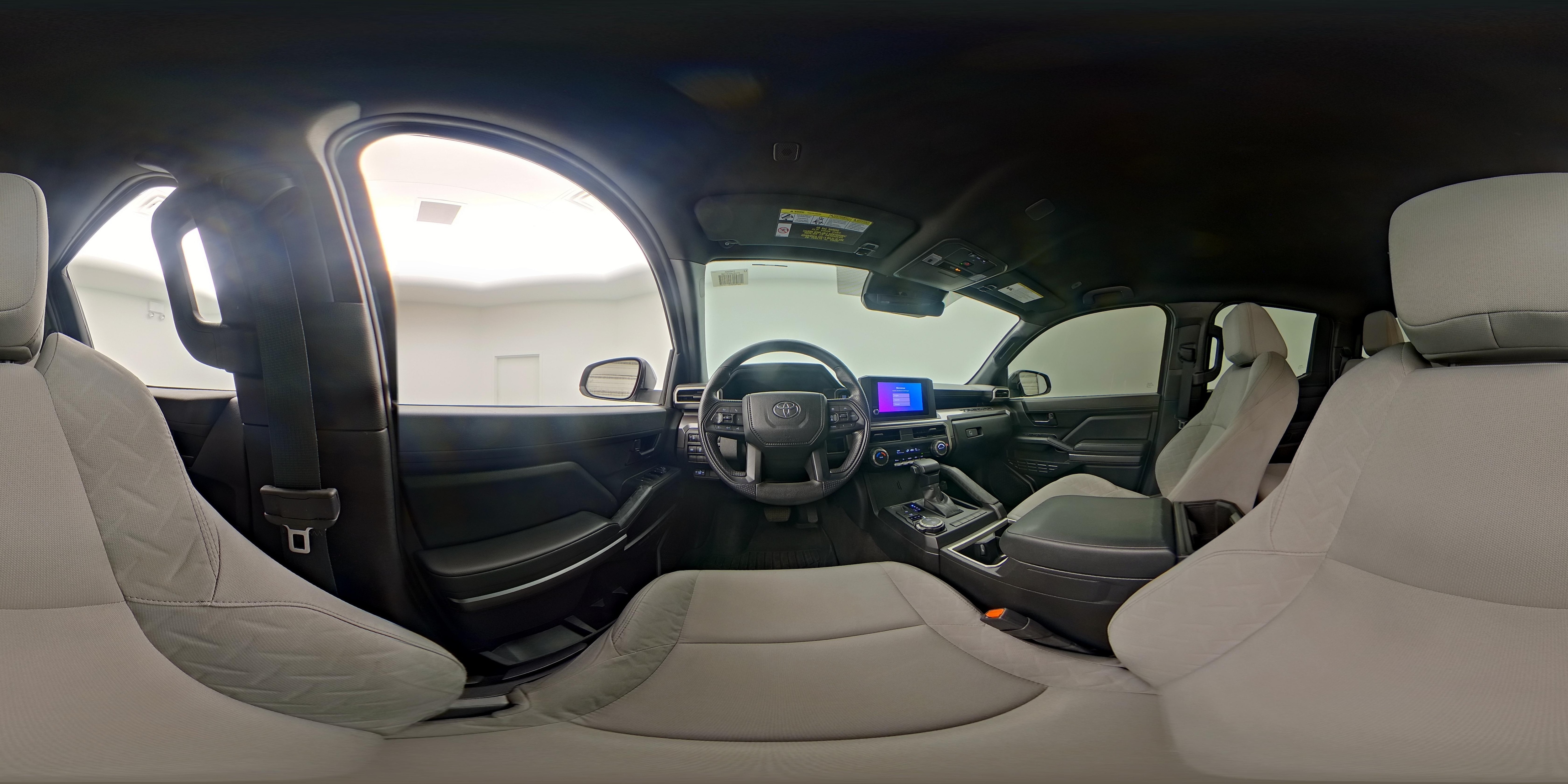 2025 Toyota Tacoma SR5 - Photo 26