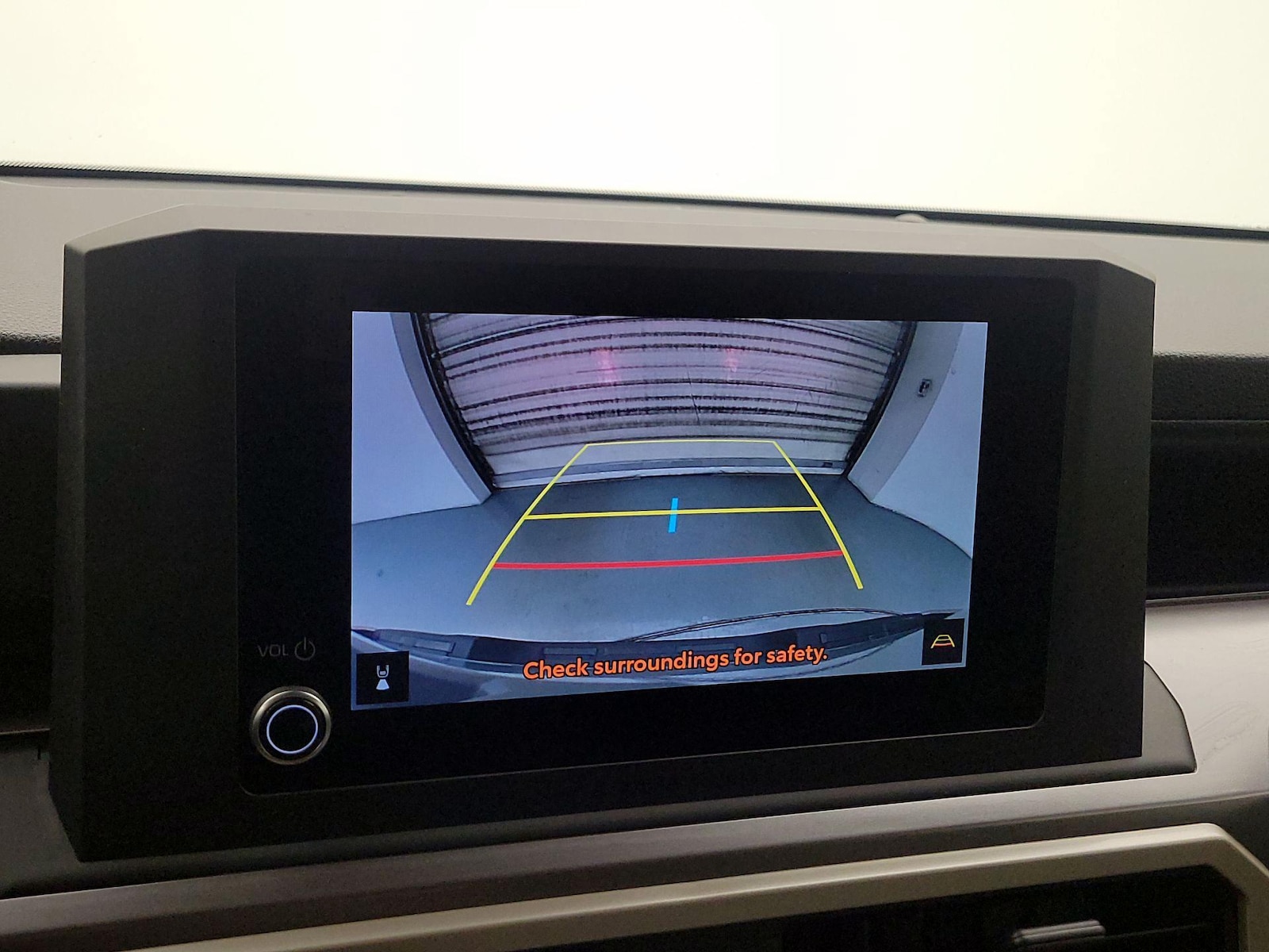 2025 Toyota Tacoma SR5 - Photo 15