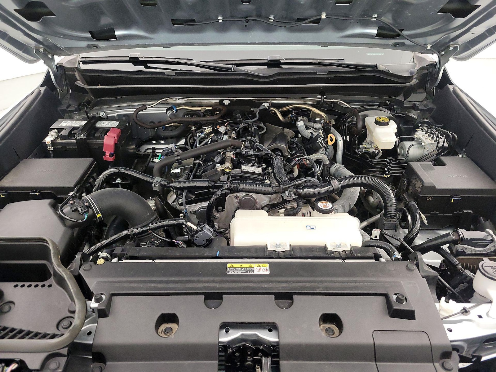 2025 Toyota Tacoma SR5 - Photo 22