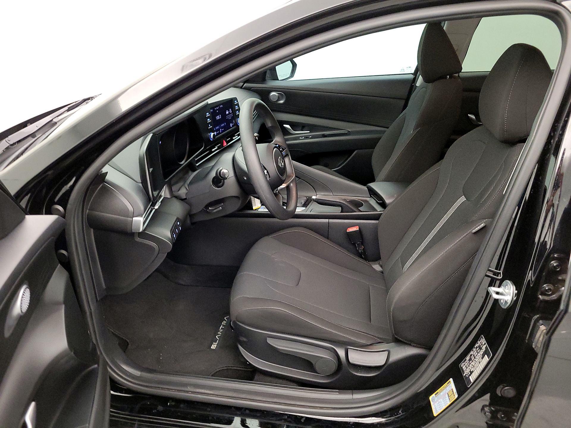Thumbnail: 2023 Hyundai Elantra - 11