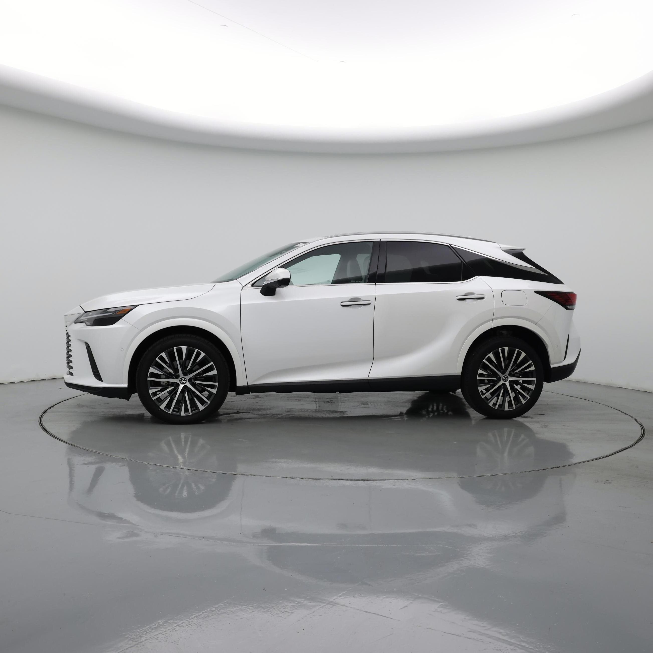 Thumbnail: 2024 Lexus RX - 3