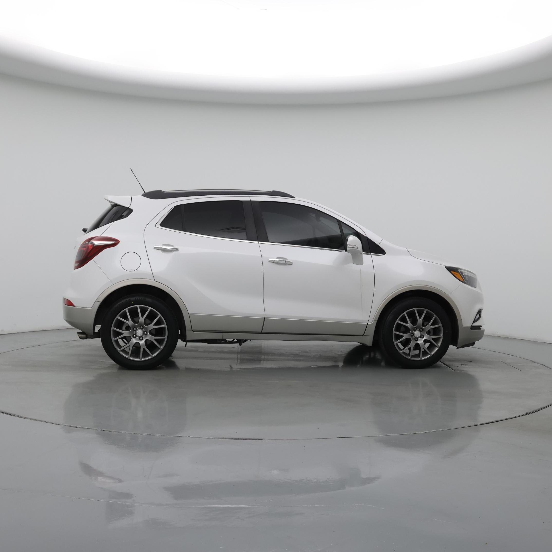 Thumbnail: 2018 Buick Encore - 7