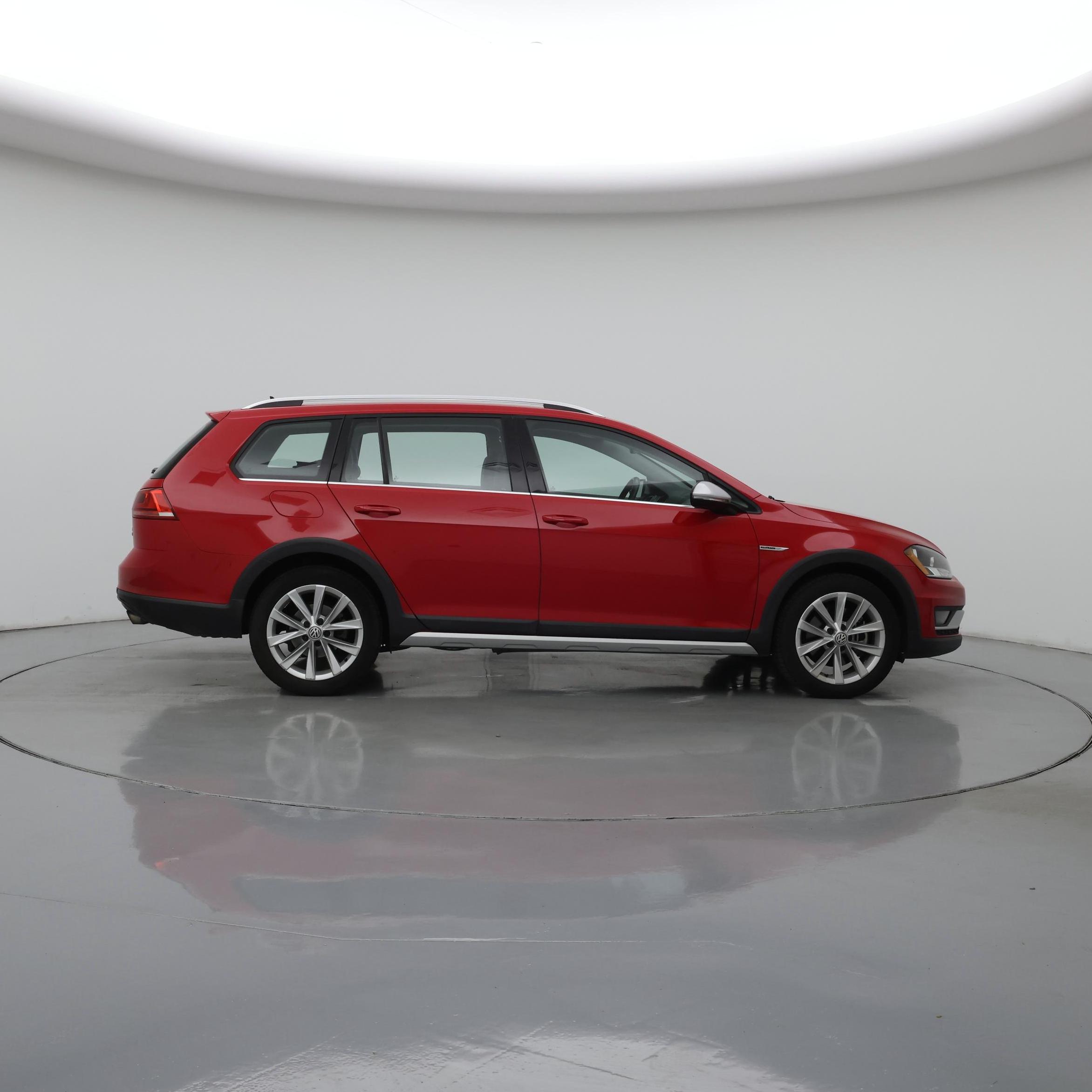 Thumbnail: 2017 Volkswagen Golf - 7
