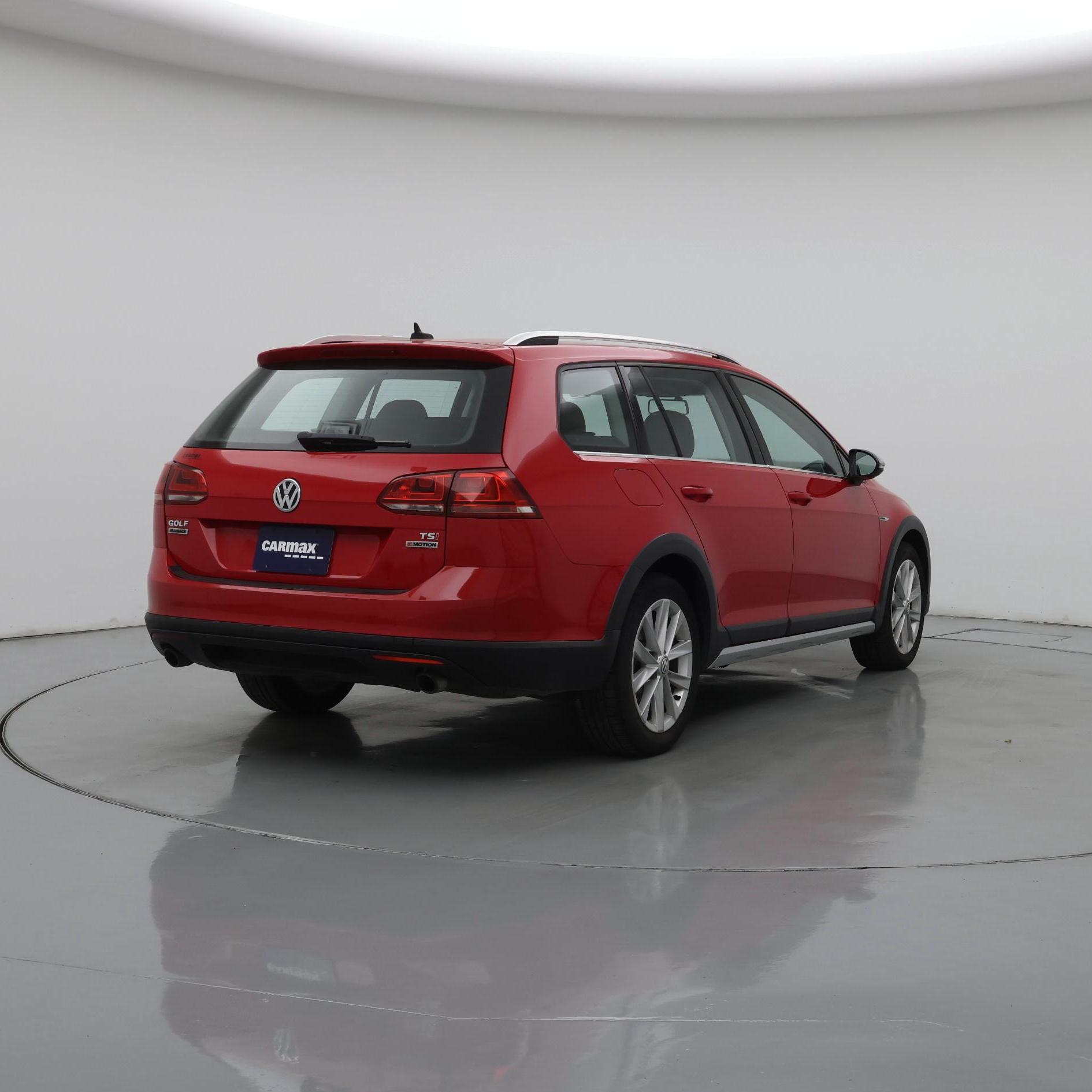Thumbnail: 2017 Volkswagen Golf - 8