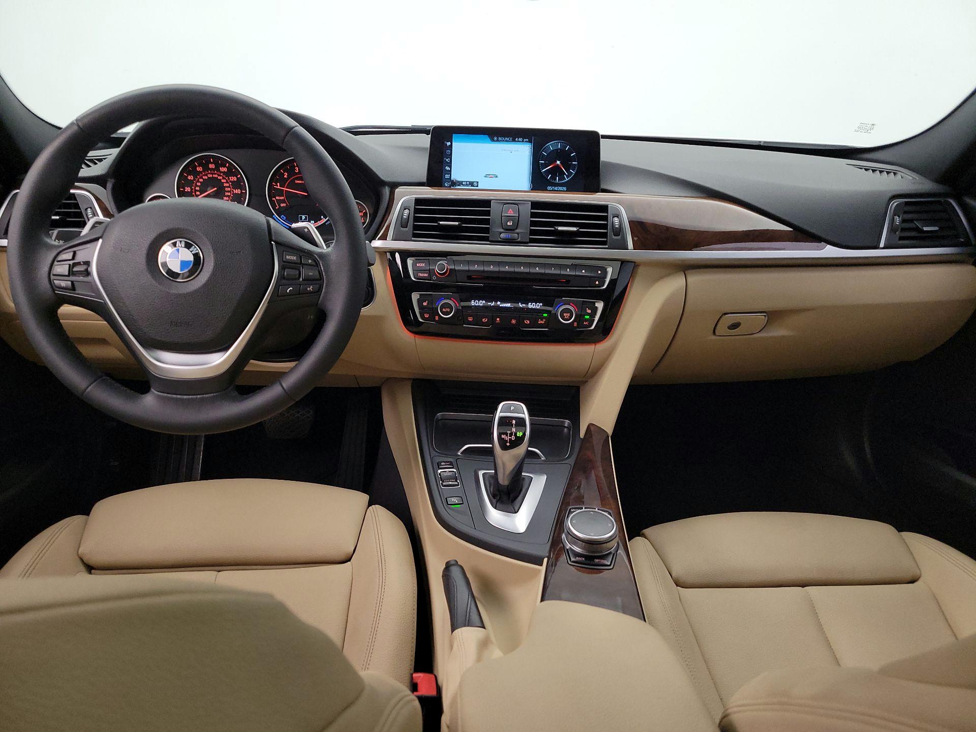 Thumbnail: 2017 BMW 3 Series - 9