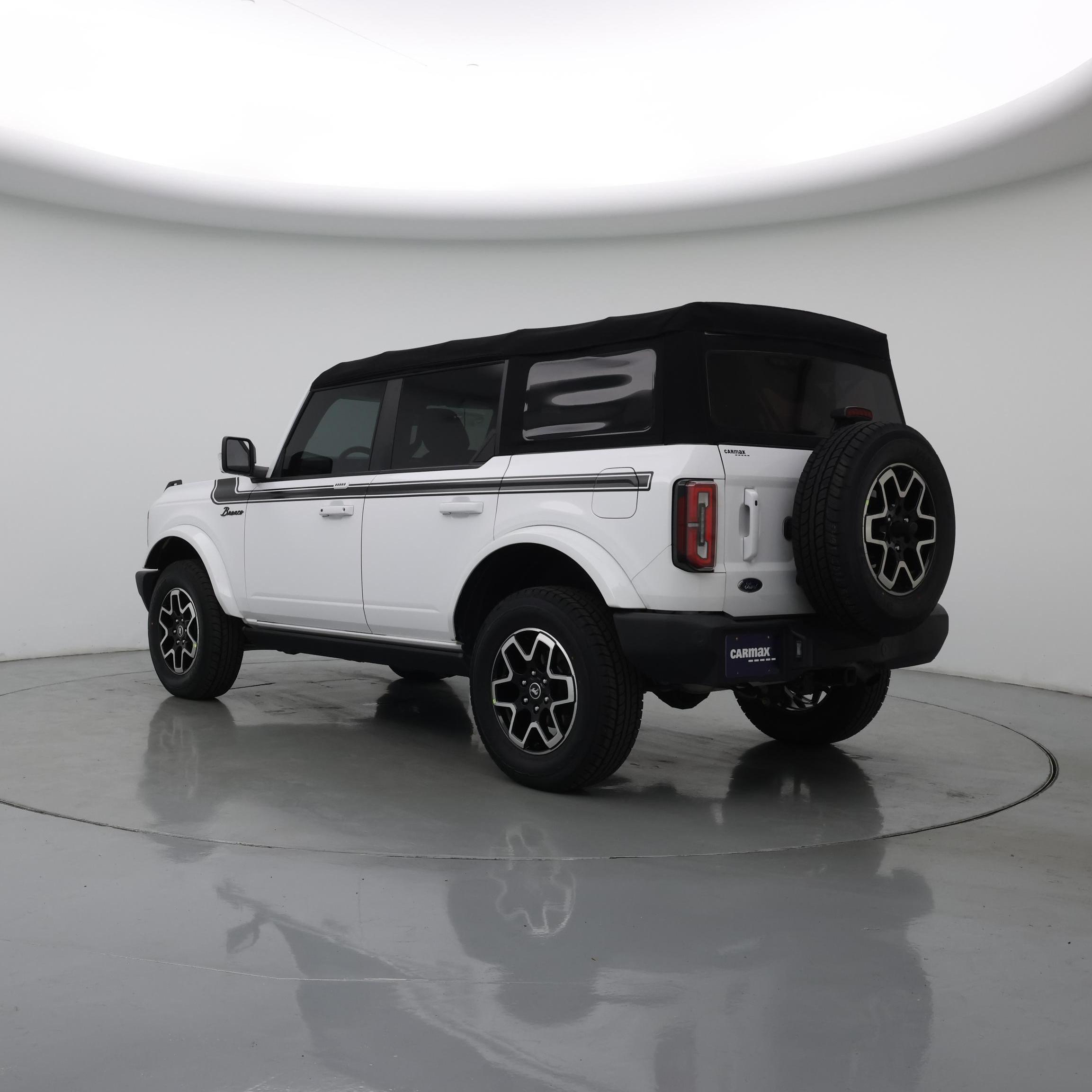 Thumbnail: 2022 Ford Bronco - 2