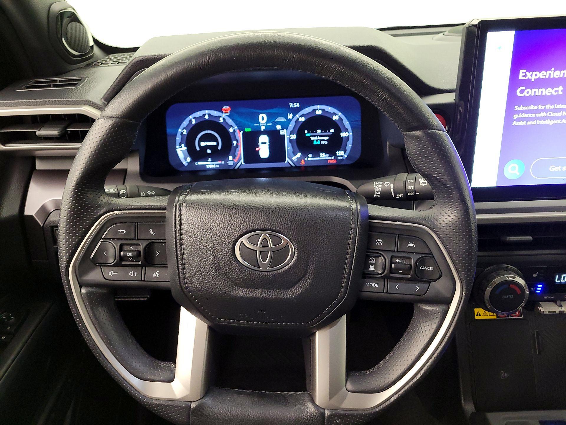 Thumbnail: 2025 Toyota 4Runner - 10