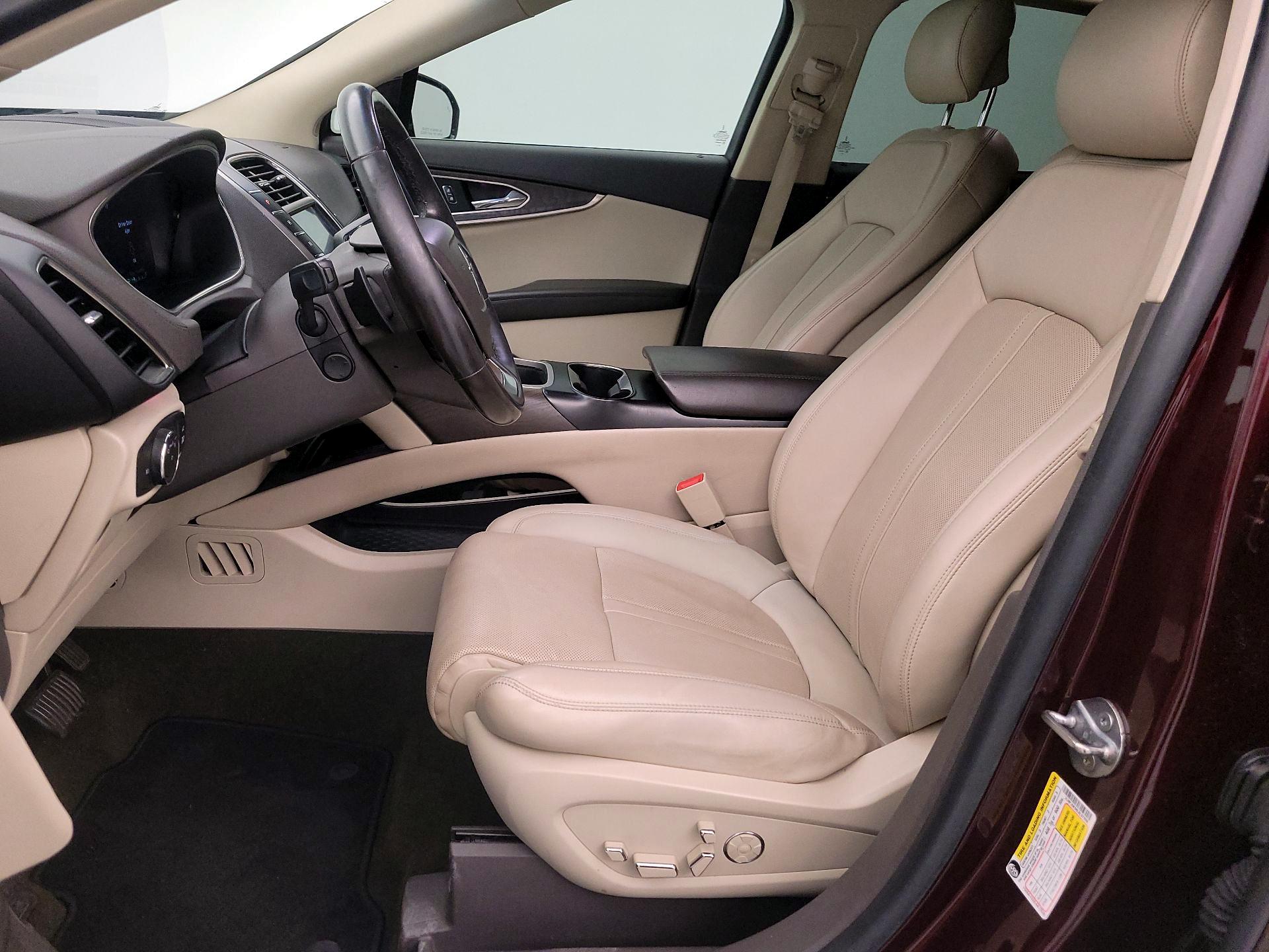 Thumbnail: 2020 Lincoln Nautilus - 11