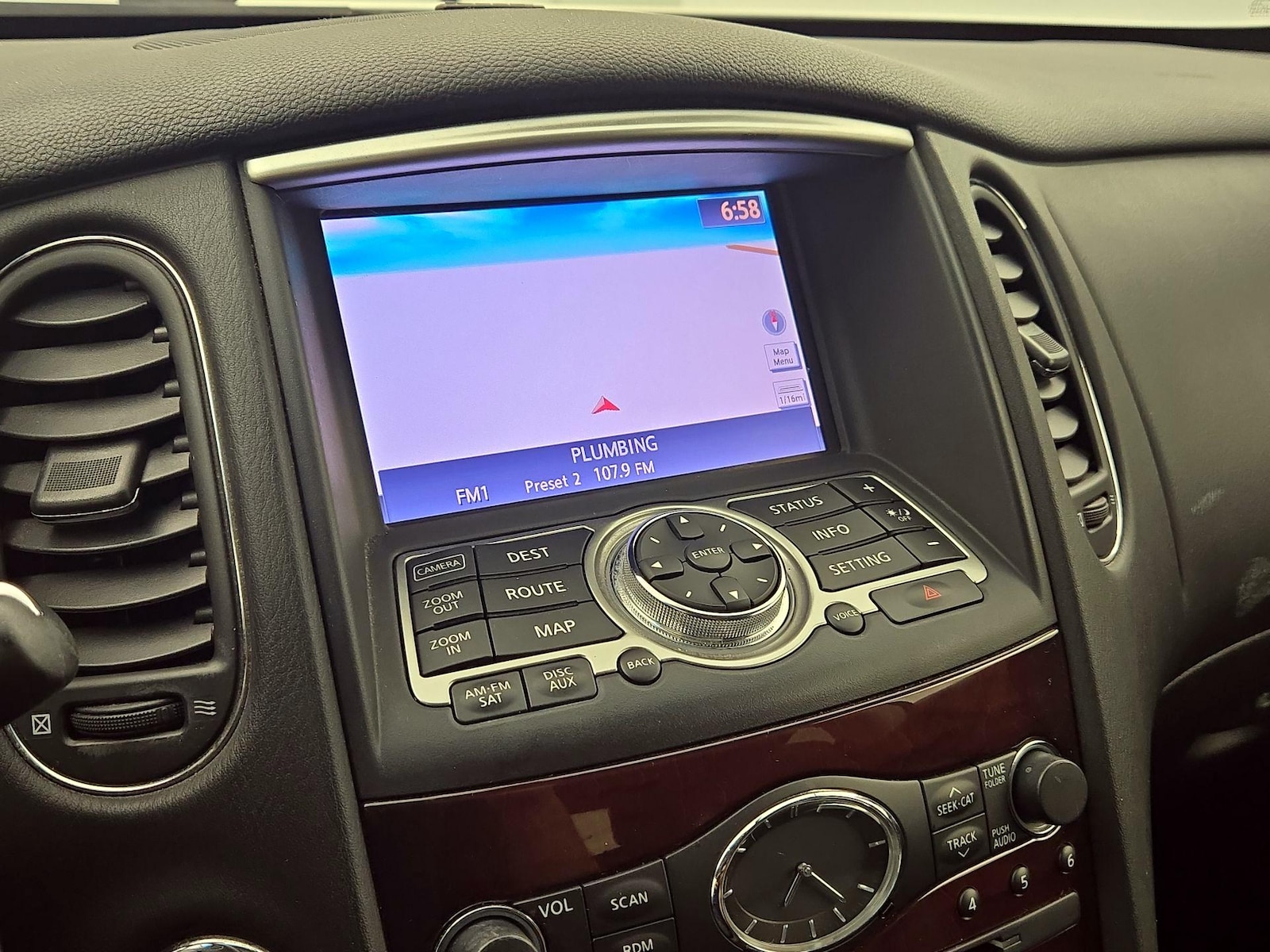 2017 INFINITI QX50 Base - Photo 15