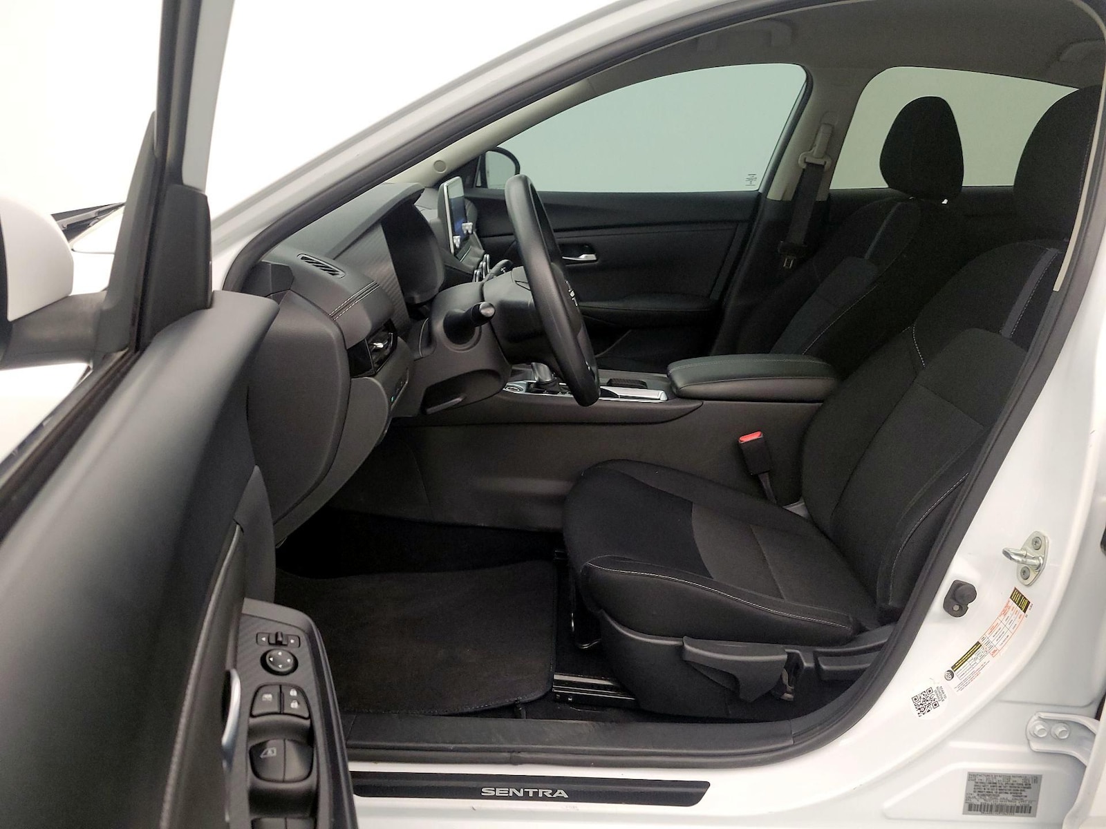 2024 Nissan Sentra SV - Photo 12