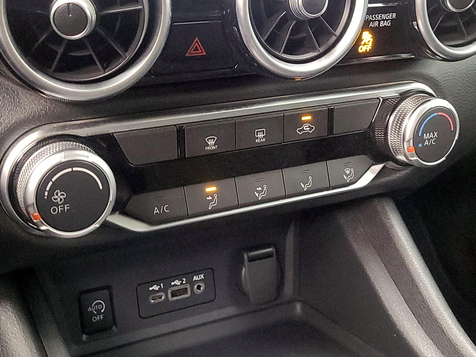 2024 Nissan Sentra SV - Photo 17