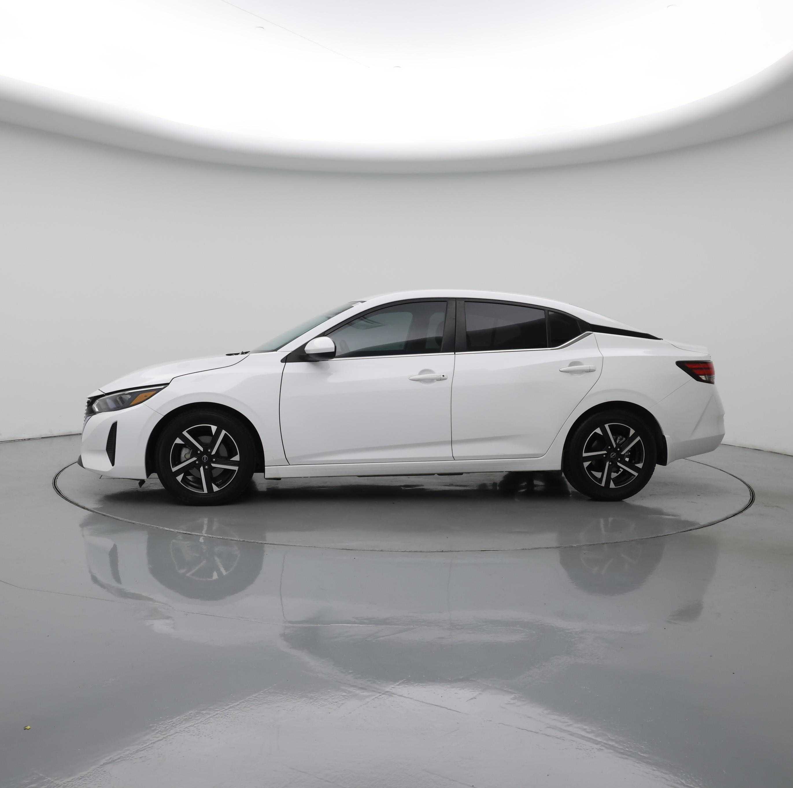 Thumbnail: 2024 Nissan Sentra - 3