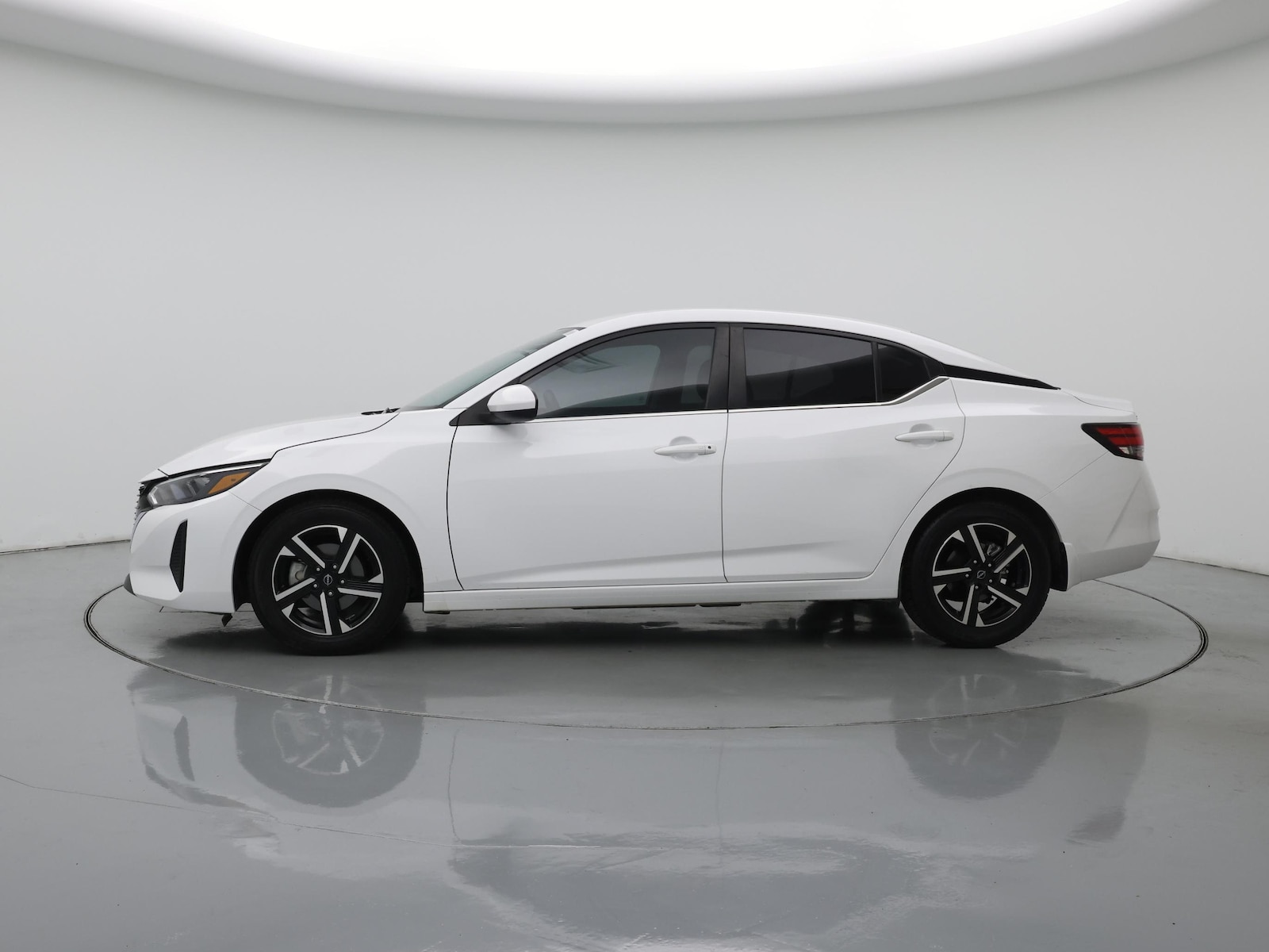 2024 Nissan Sentra SV - Photo 4