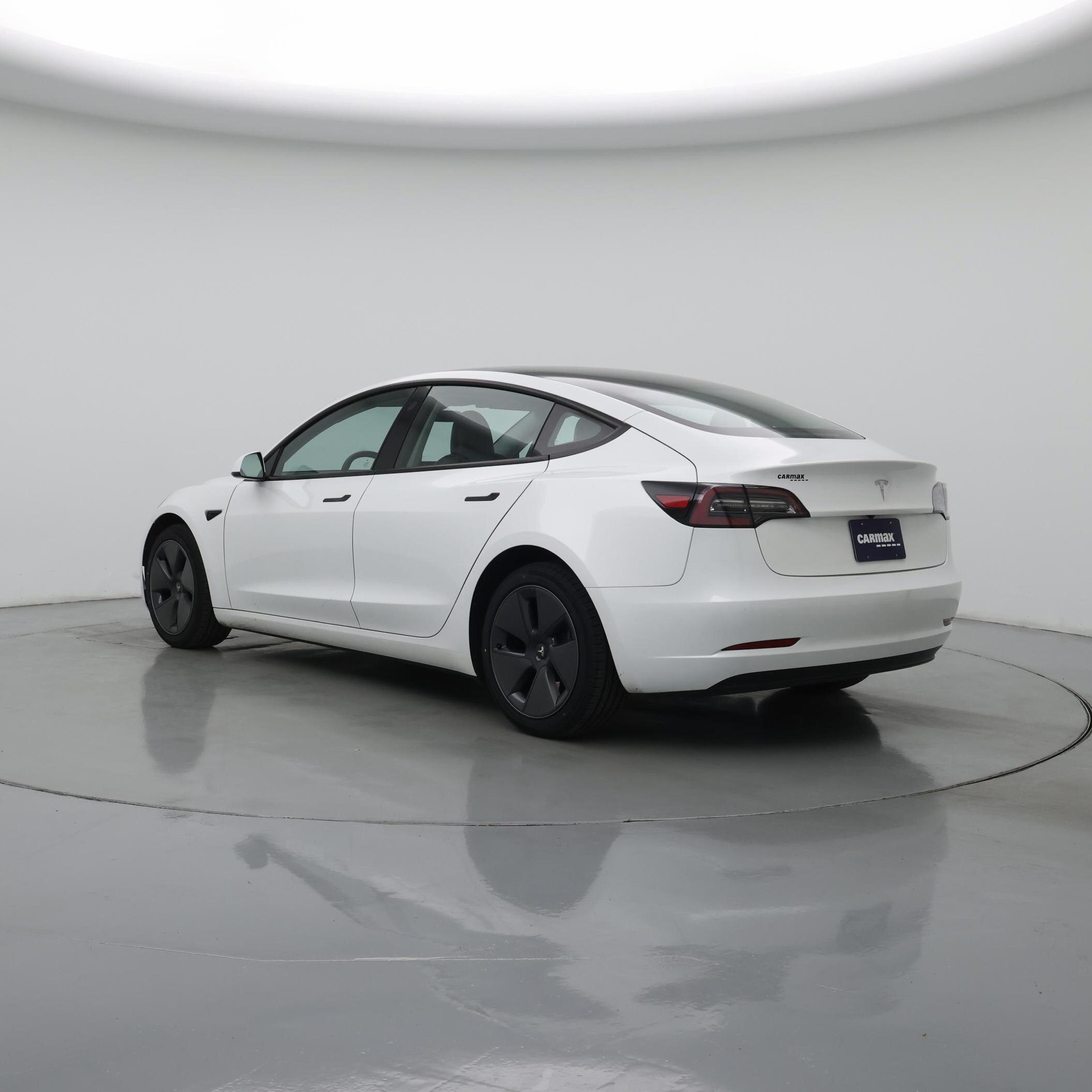 Thumbnail: 2023 Tesla Model 3 - 2