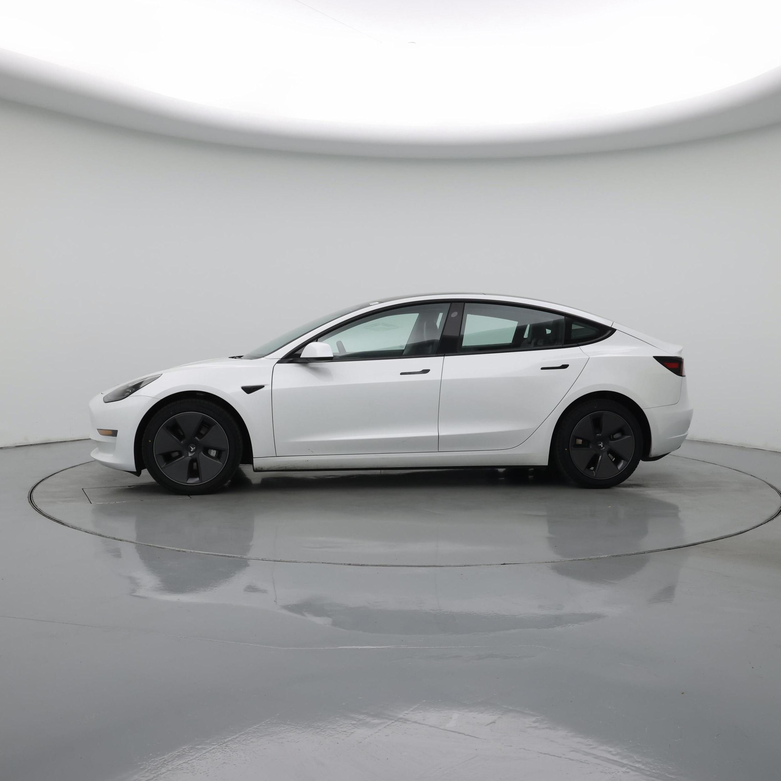 Thumbnail: 2023 Tesla Model 3 - 3