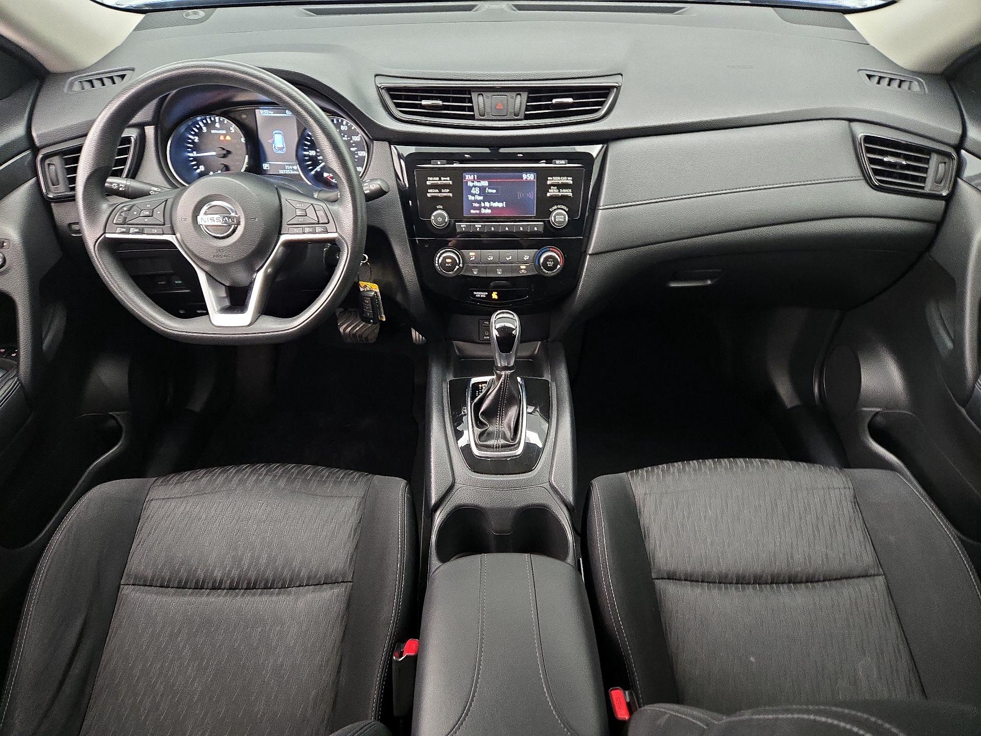 Thumbnail: 2017 Nissan Rogue - 8