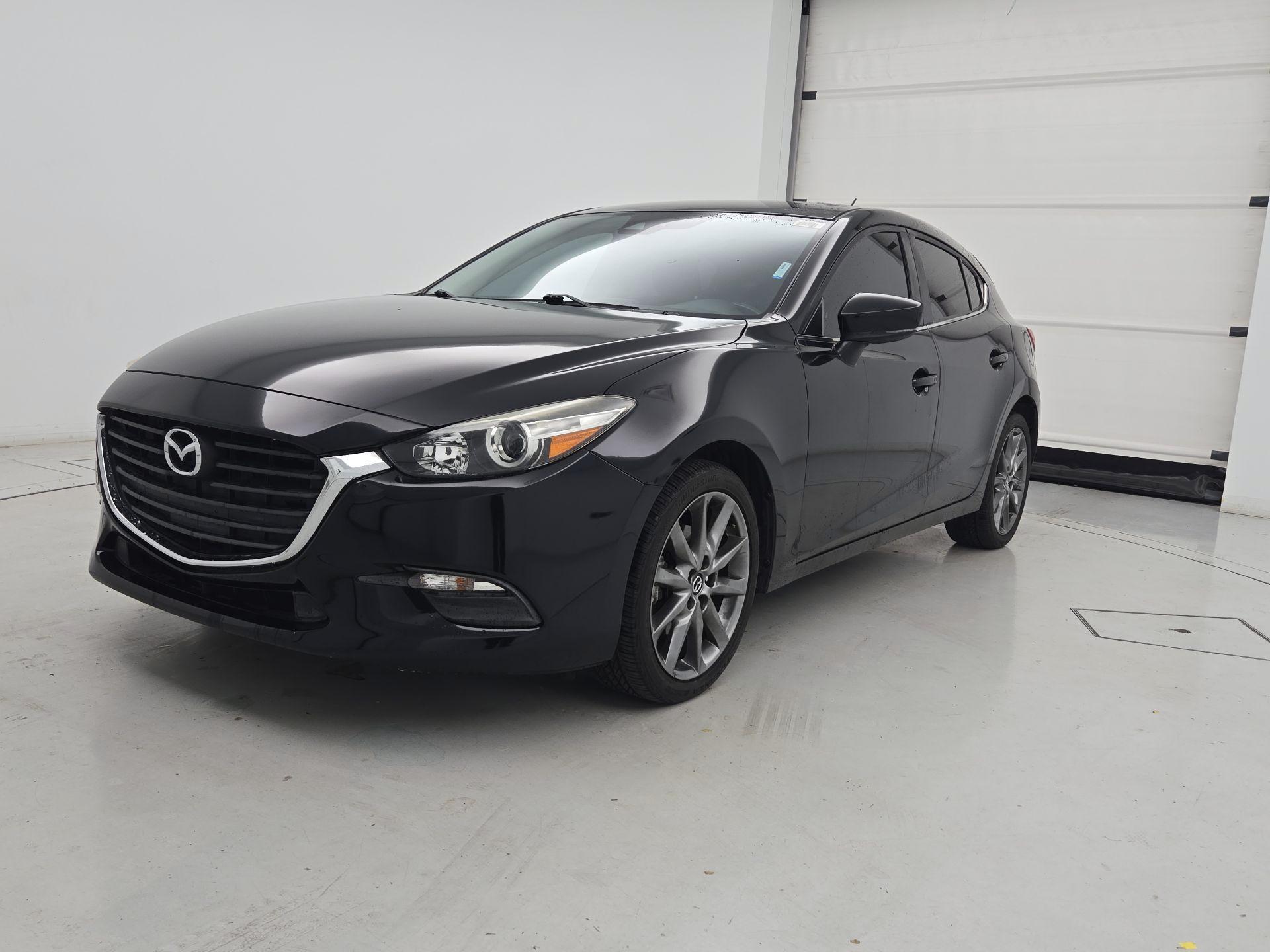 Thumbnail: 2018 Mazda Mazda3 - 3
