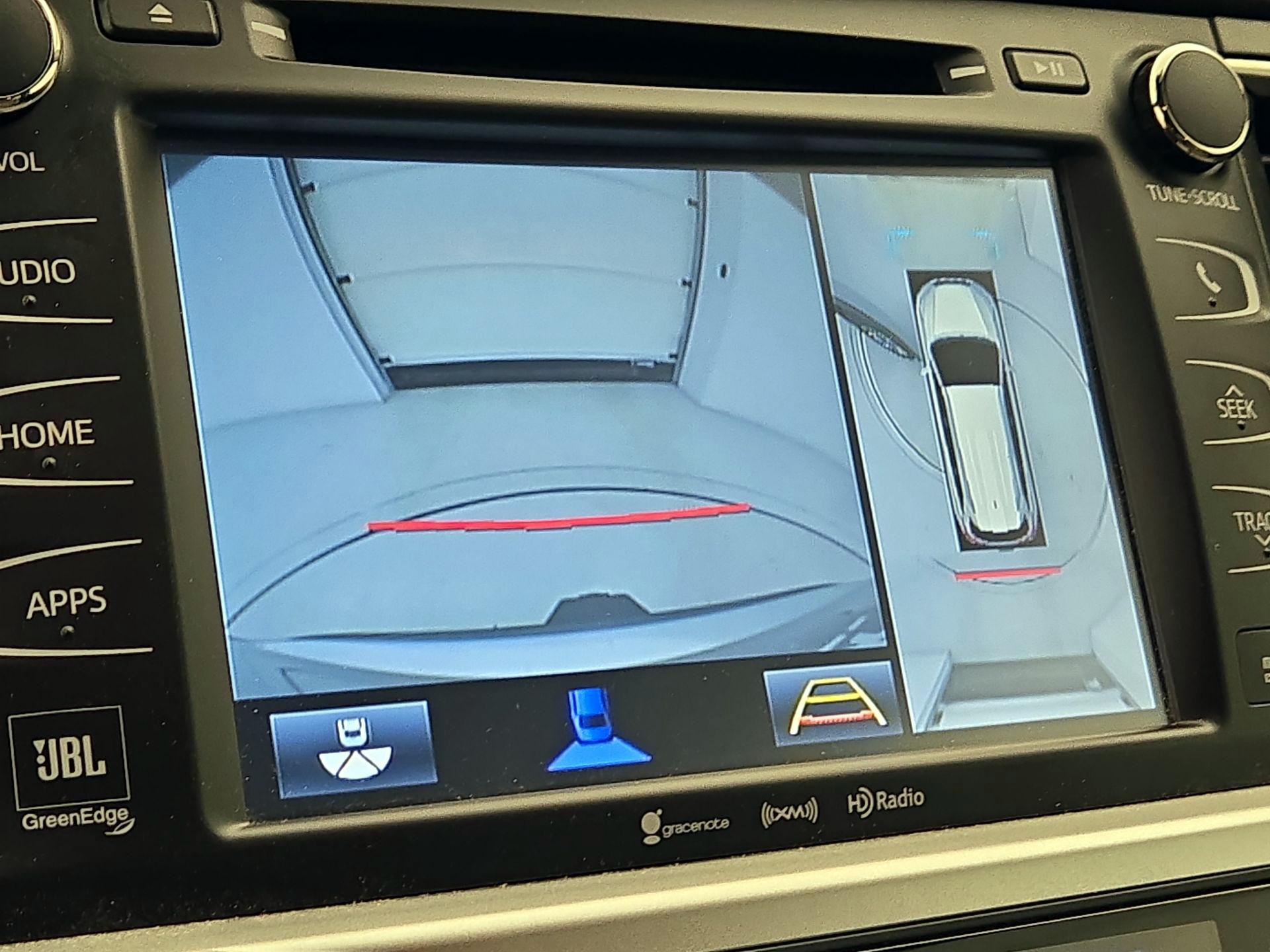 Thumbnail: 2018 Toyota Highlander - 13