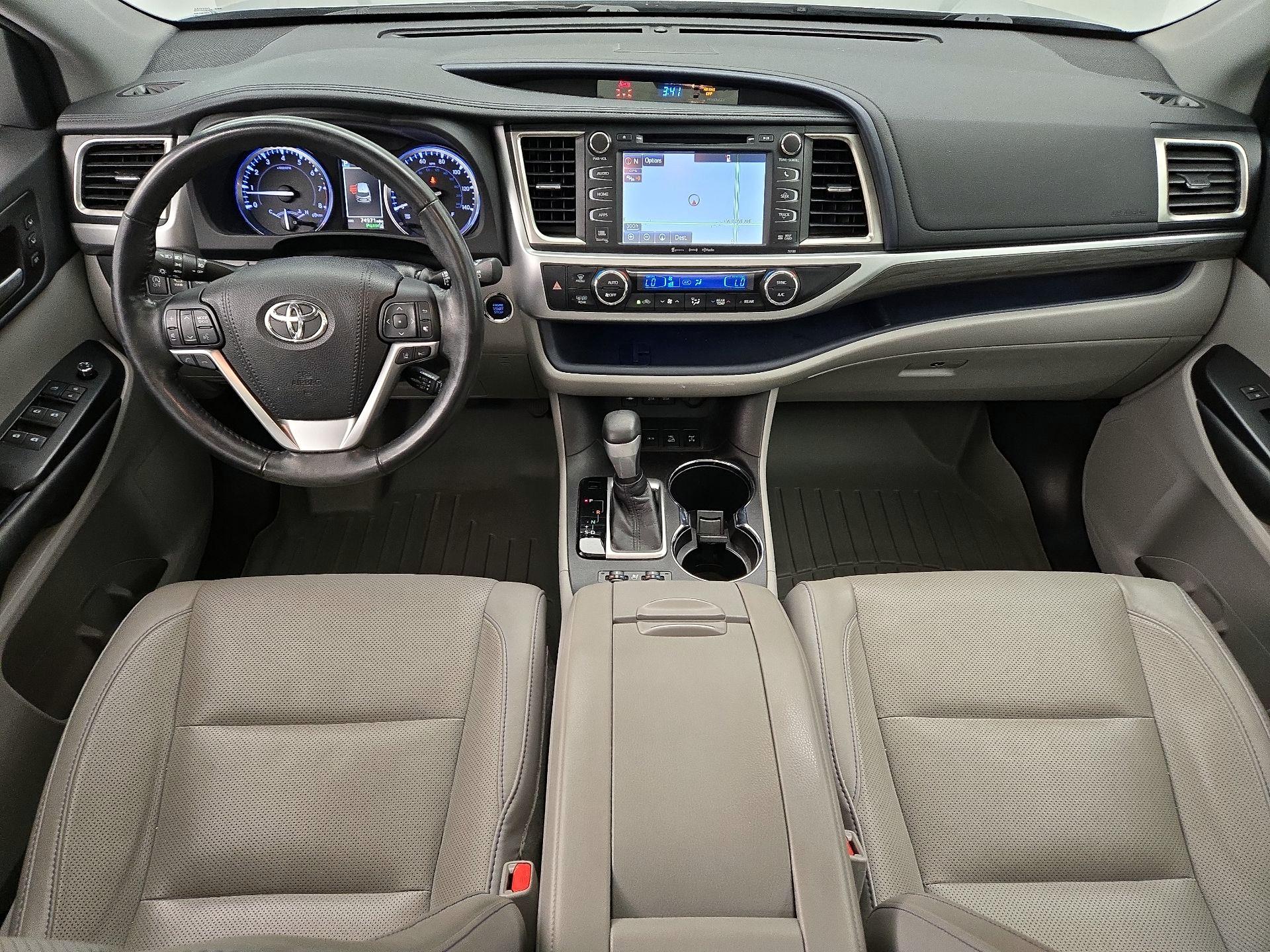 Thumbnail: 2018 Toyota Highlander - 8