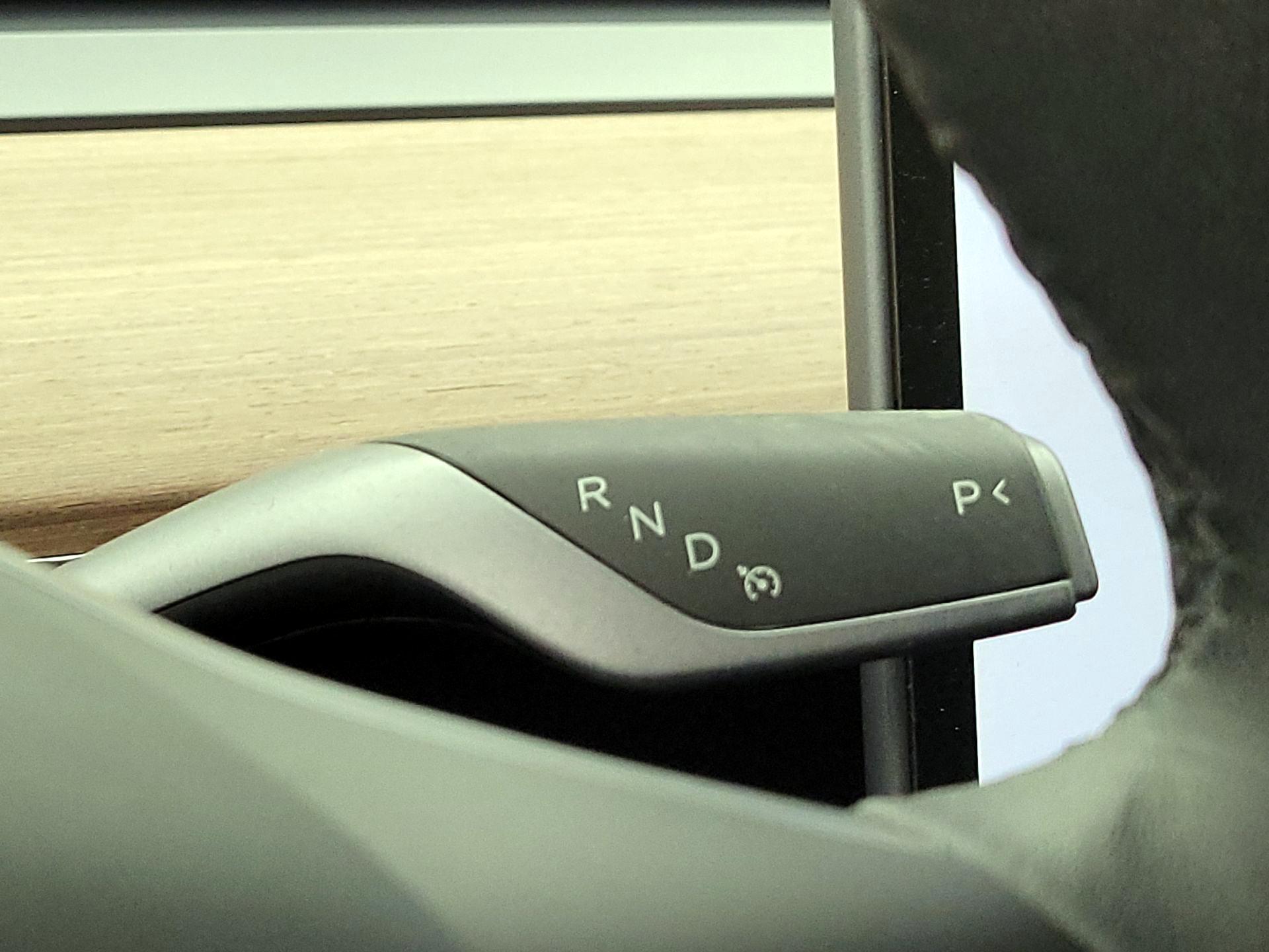 Thumbnail: 2023 Tesla Model 3 - 17