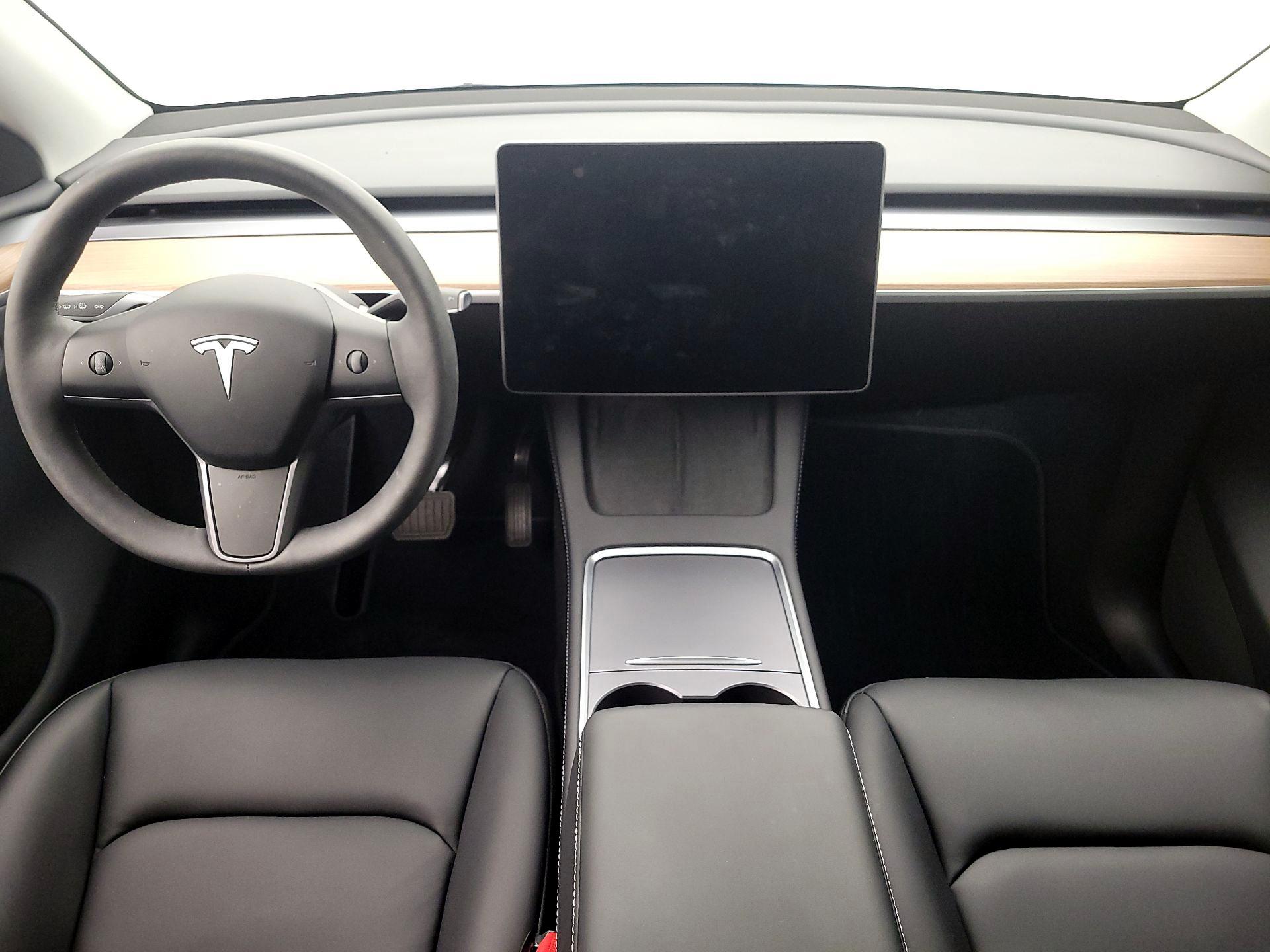 Thumbnail: 2024 Tesla Model Y - 9