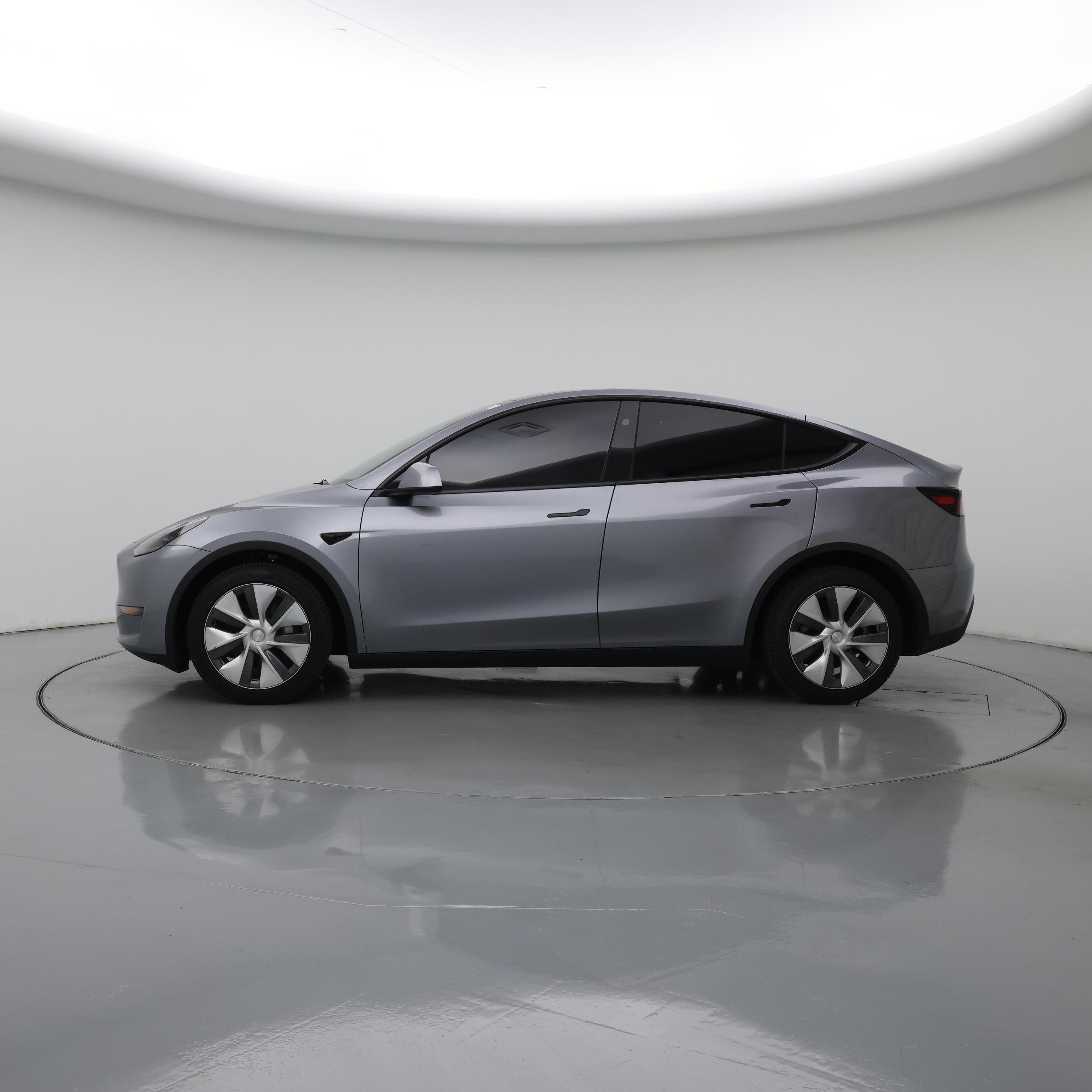 Thumbnail: 2024 Tesla Model Y - 3