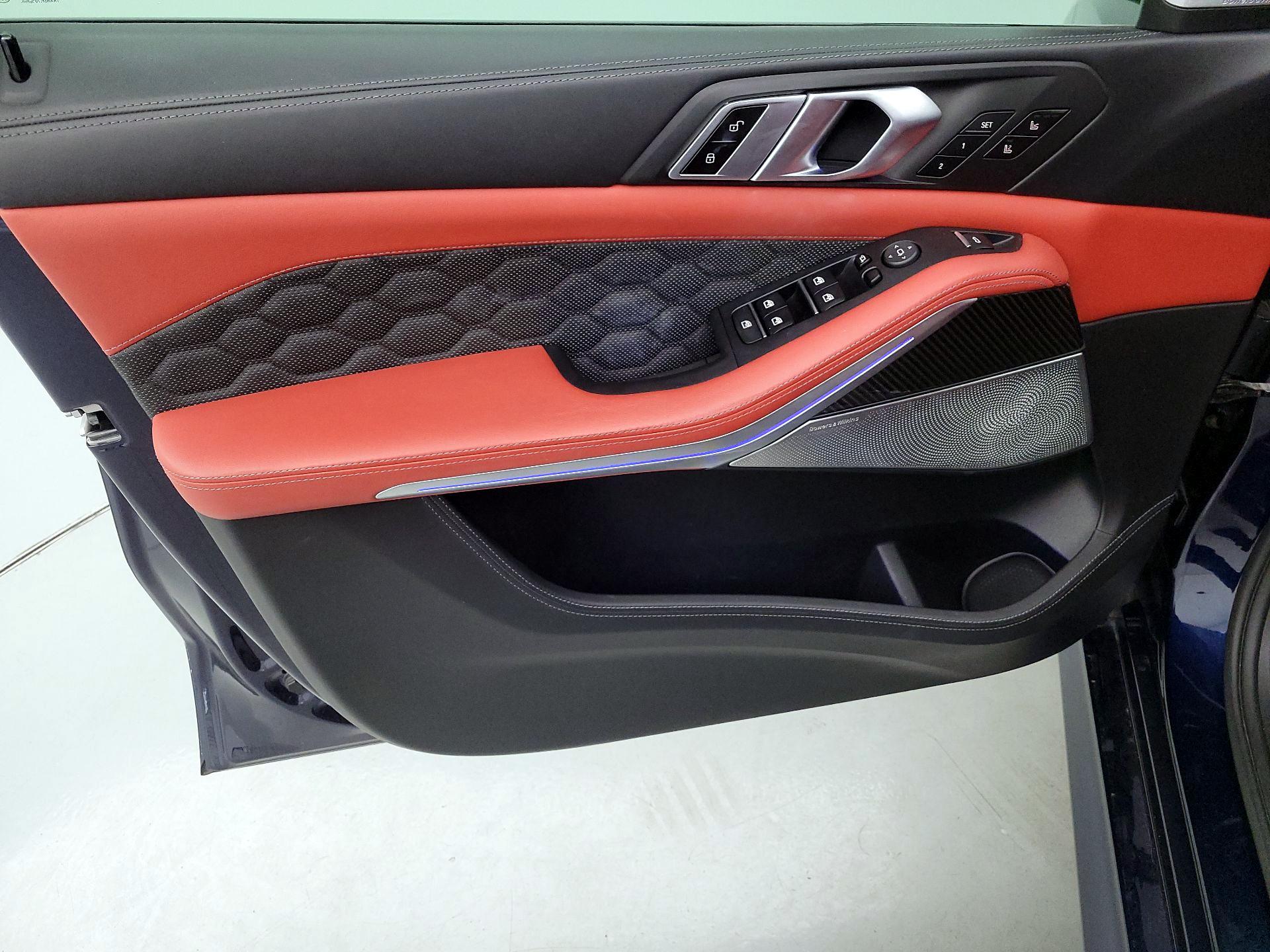 Thumbnail: 2021 BMW X5 - 12