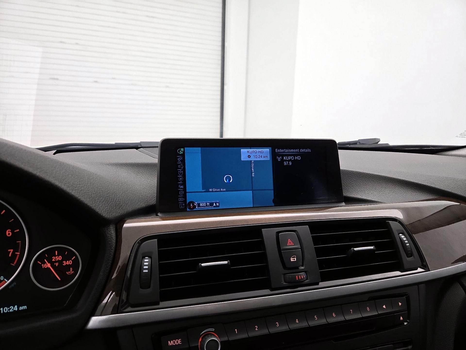 Thumbnail: 2015 BMW 3 Series - 14