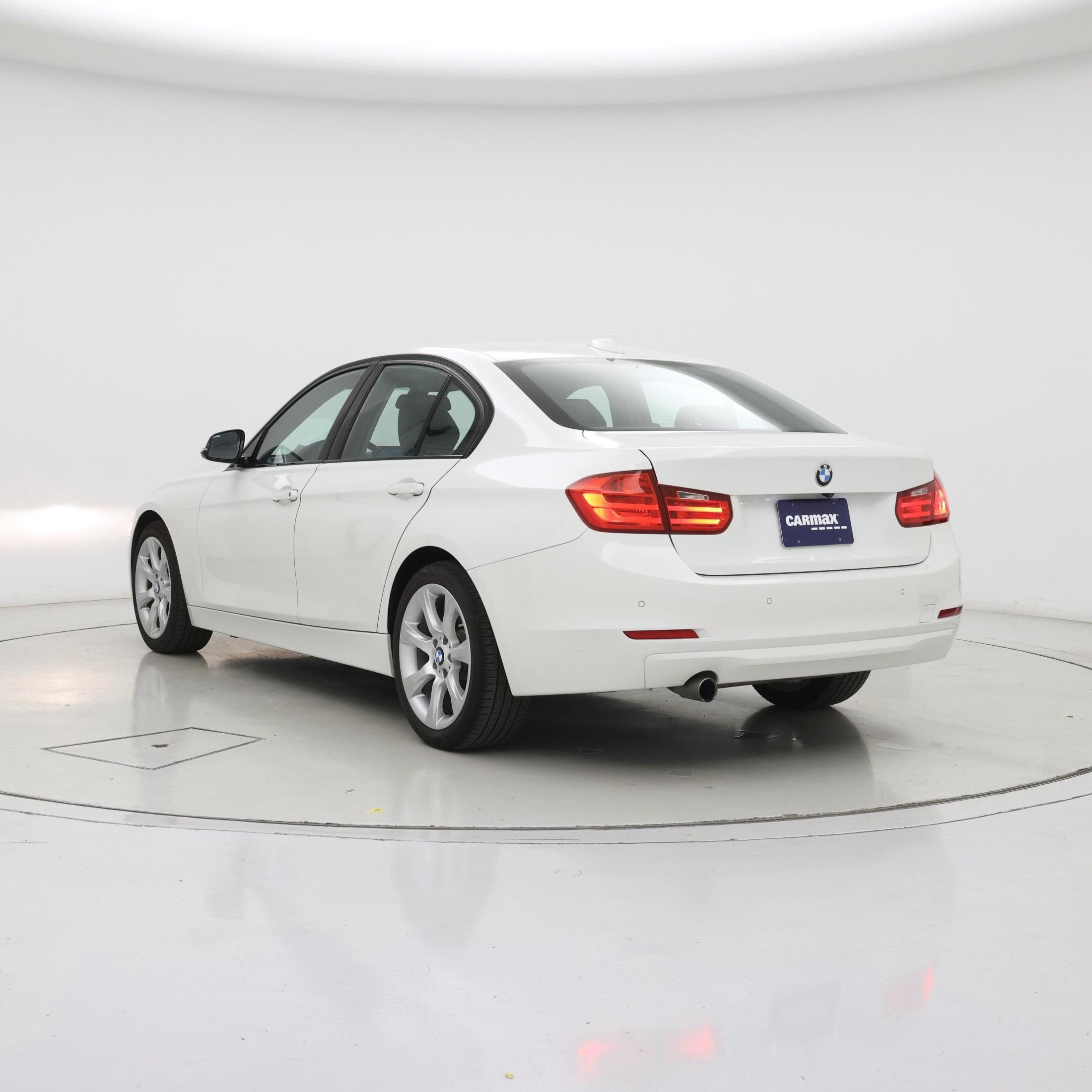 Thumbnail: 2015 BMW 3 Series - 2