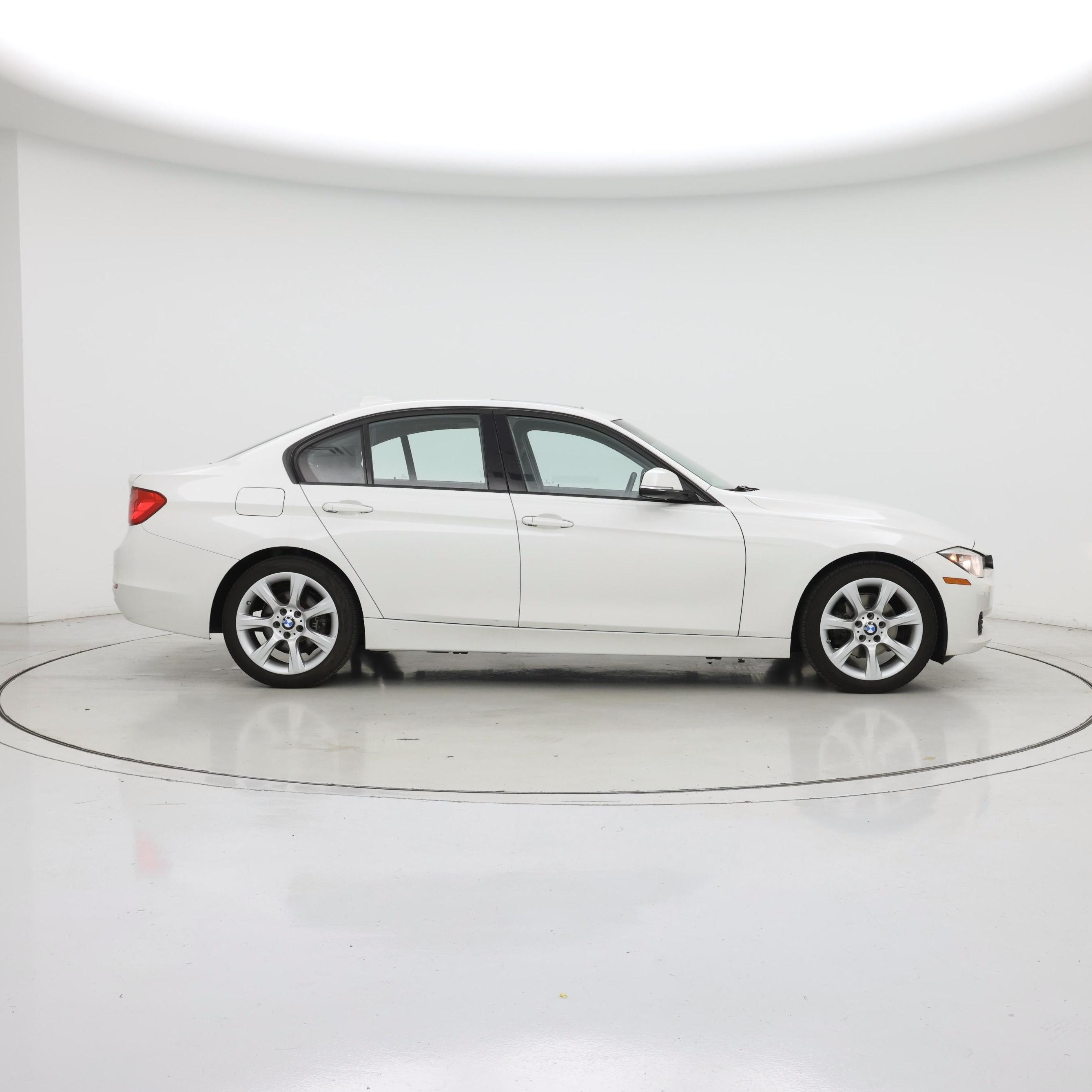 Thumbnail: 2015 BMW 3 Series - 7