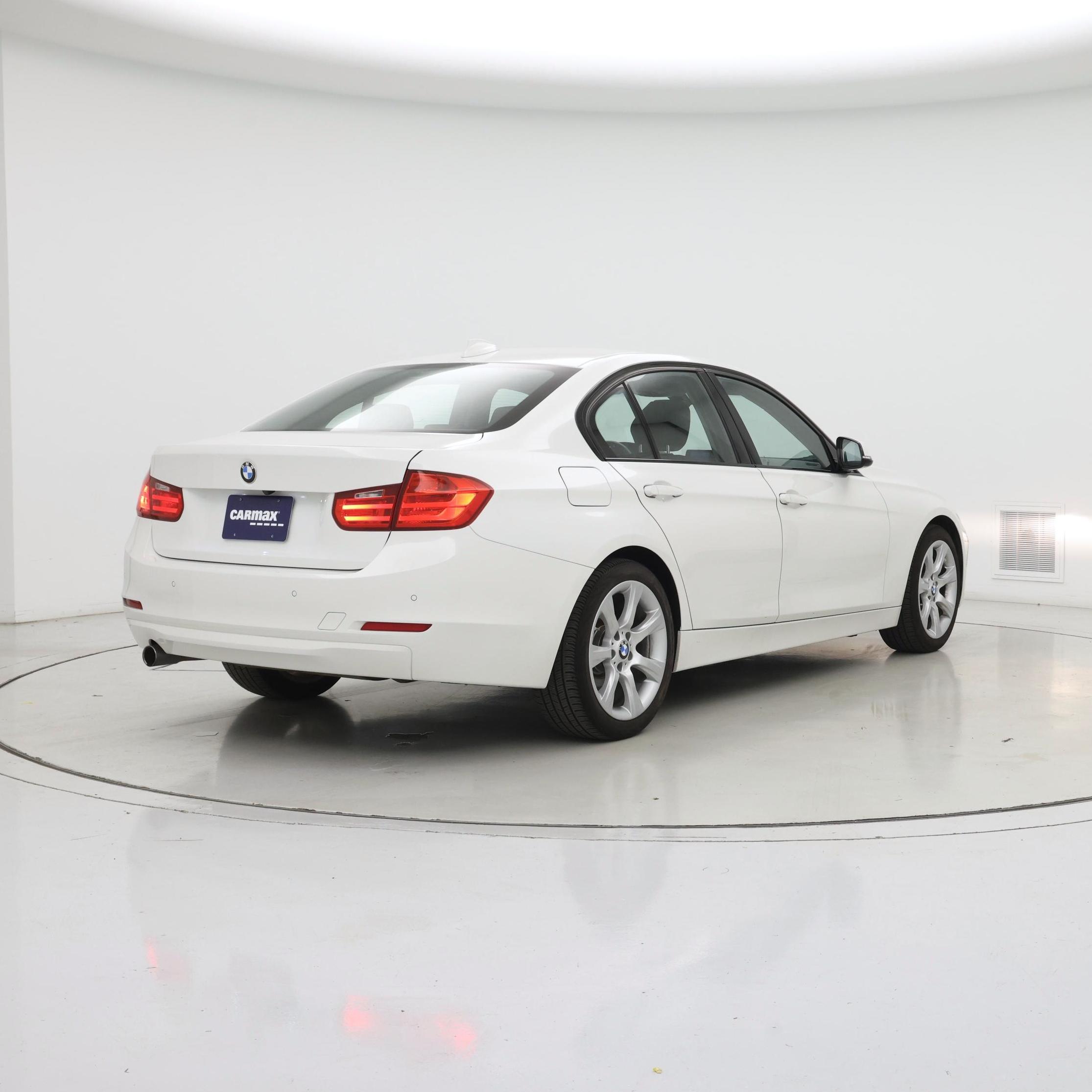 Thumbnail: 2015 BMW 3 Series - 8