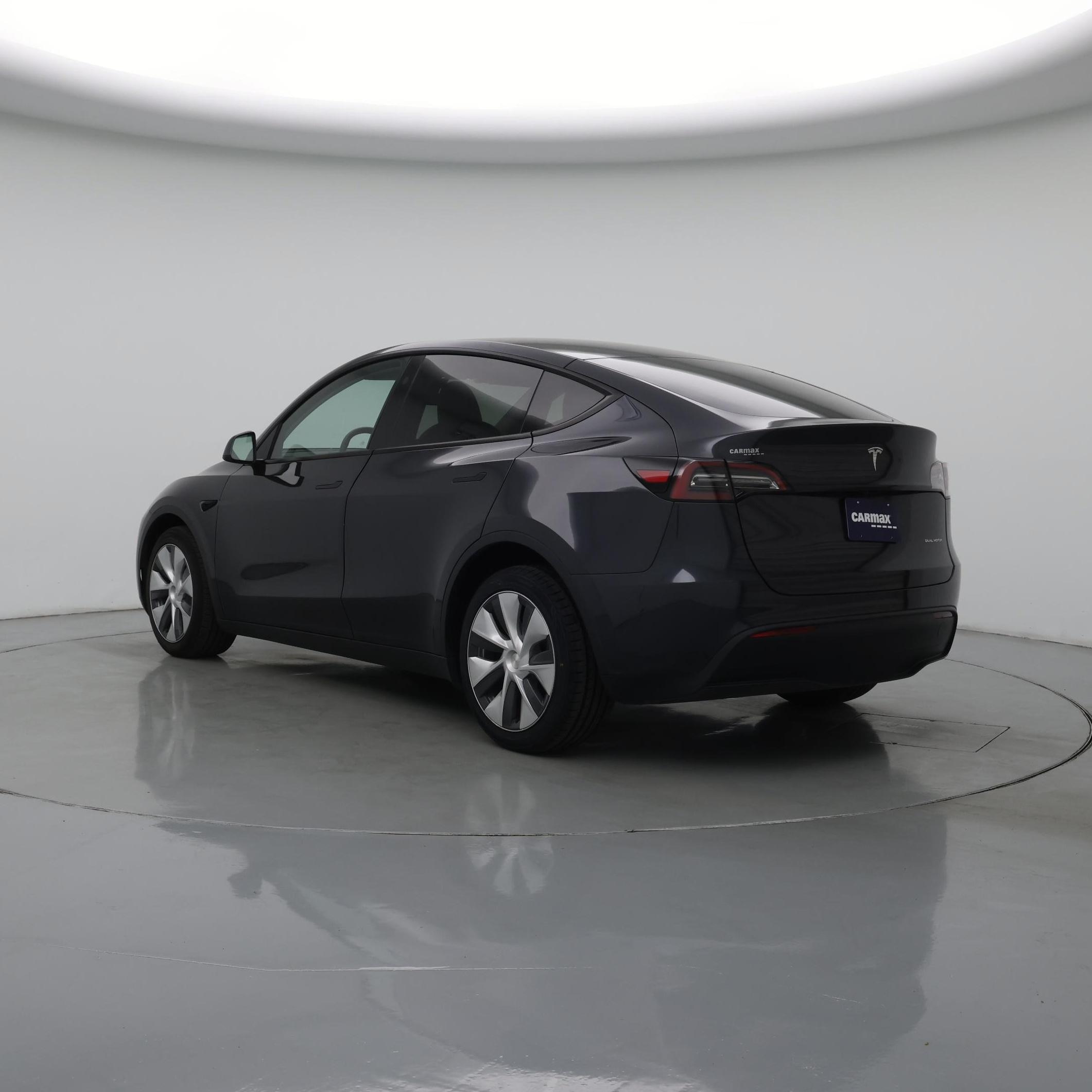 Thumbnail: 2024 Tesla Model Y - 2
