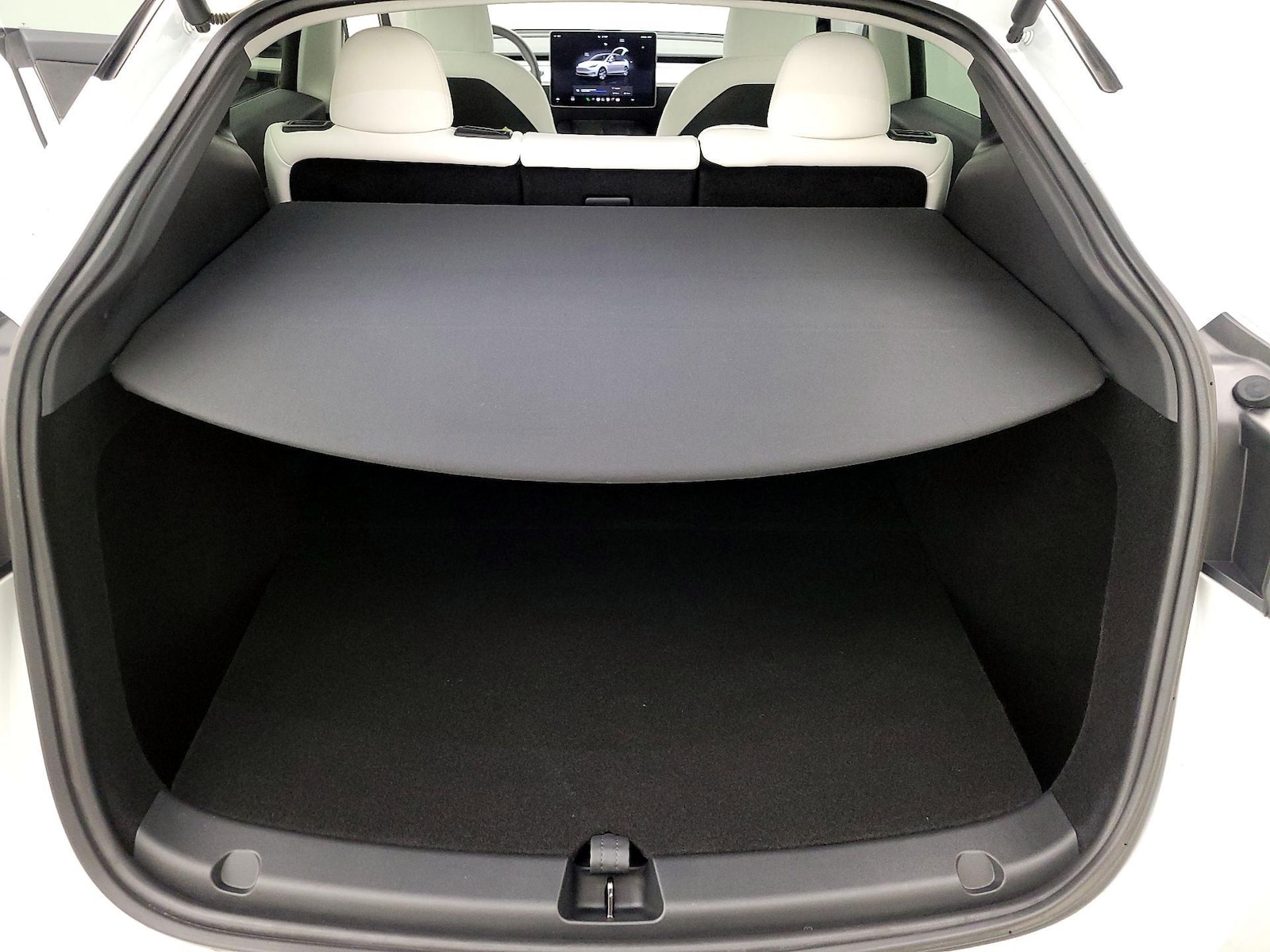 2023 Tesla Model Y Long Range - Photo 21