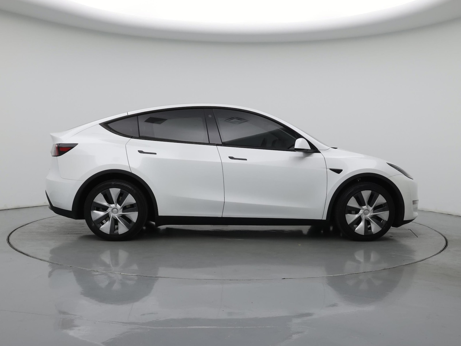 2023 Tesla Model Y Long Range - Photo 8