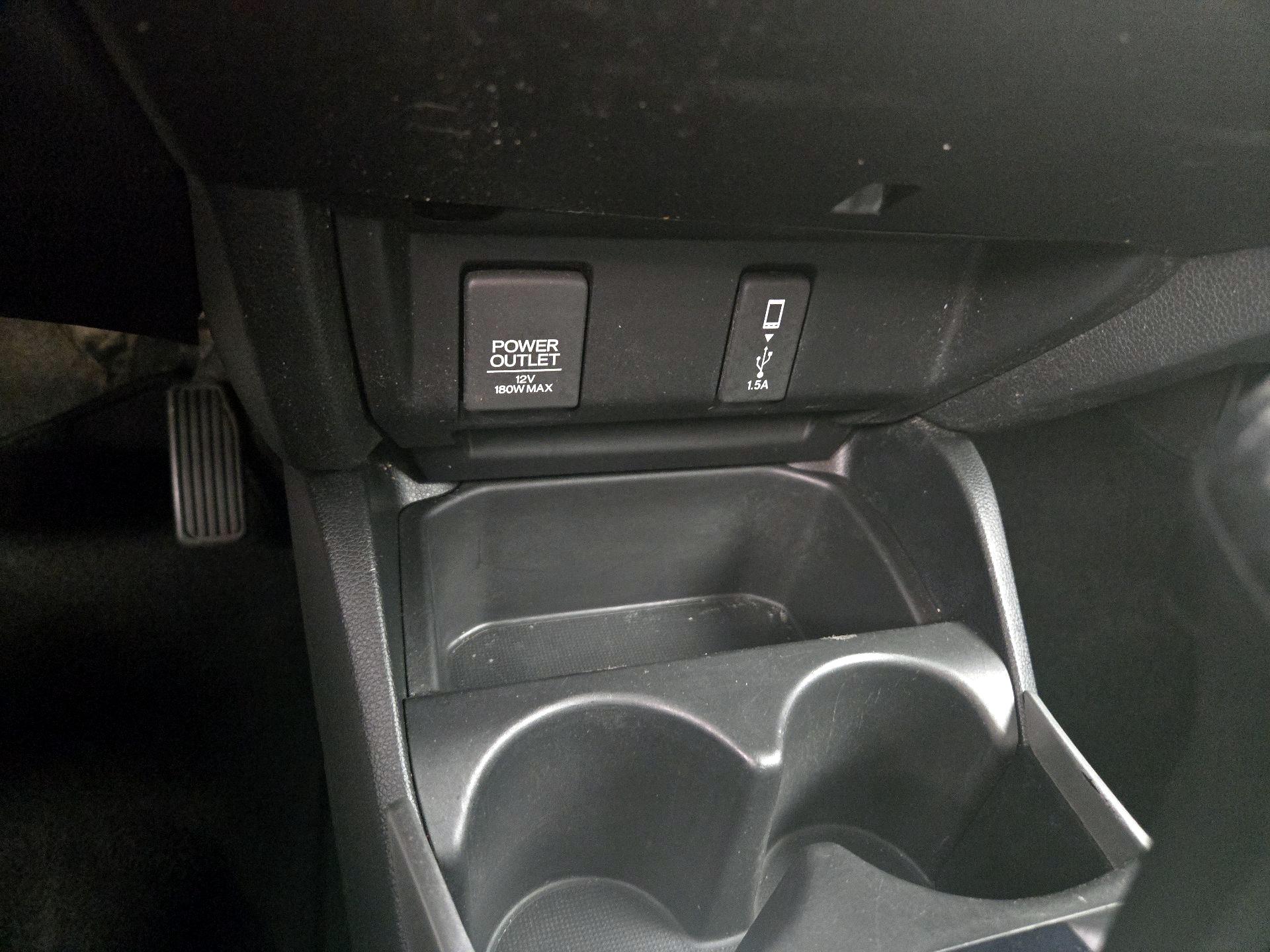 Thumbnail: 2018 Honda Fit - 18