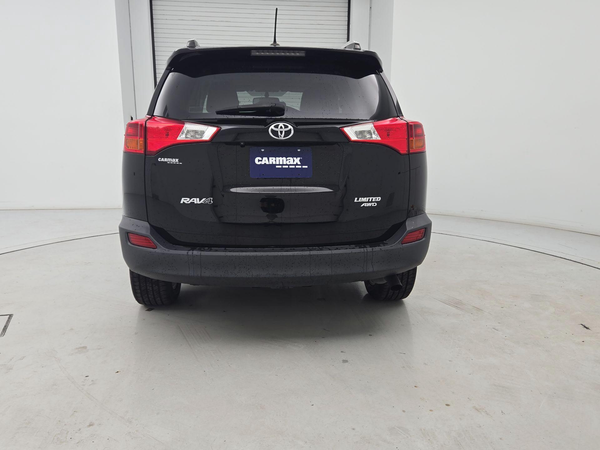 Thumbnail: 2015 Toyota RAV4 - 6